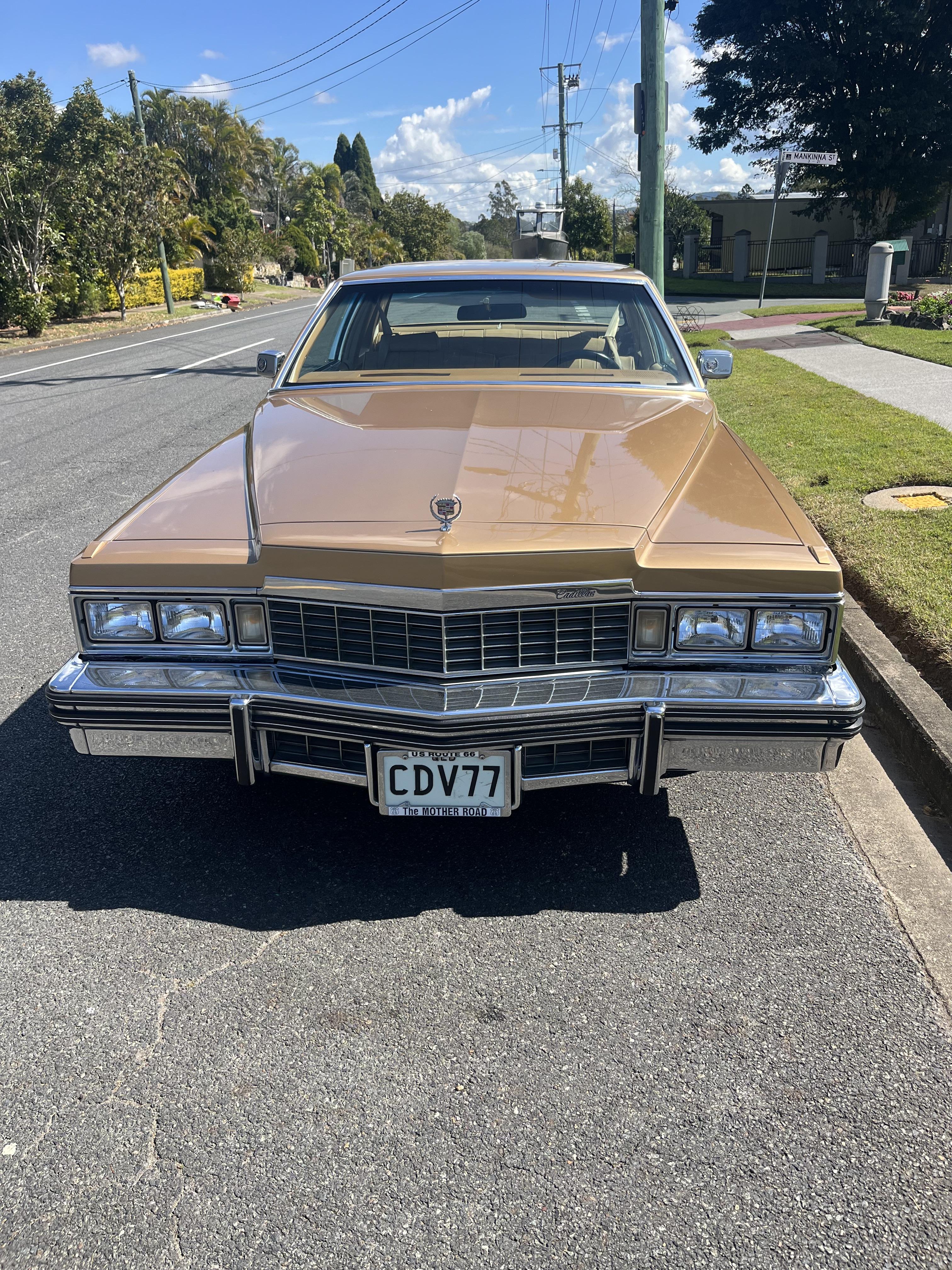 1977 CADILLAC COUPE DE VILLE COUPE
