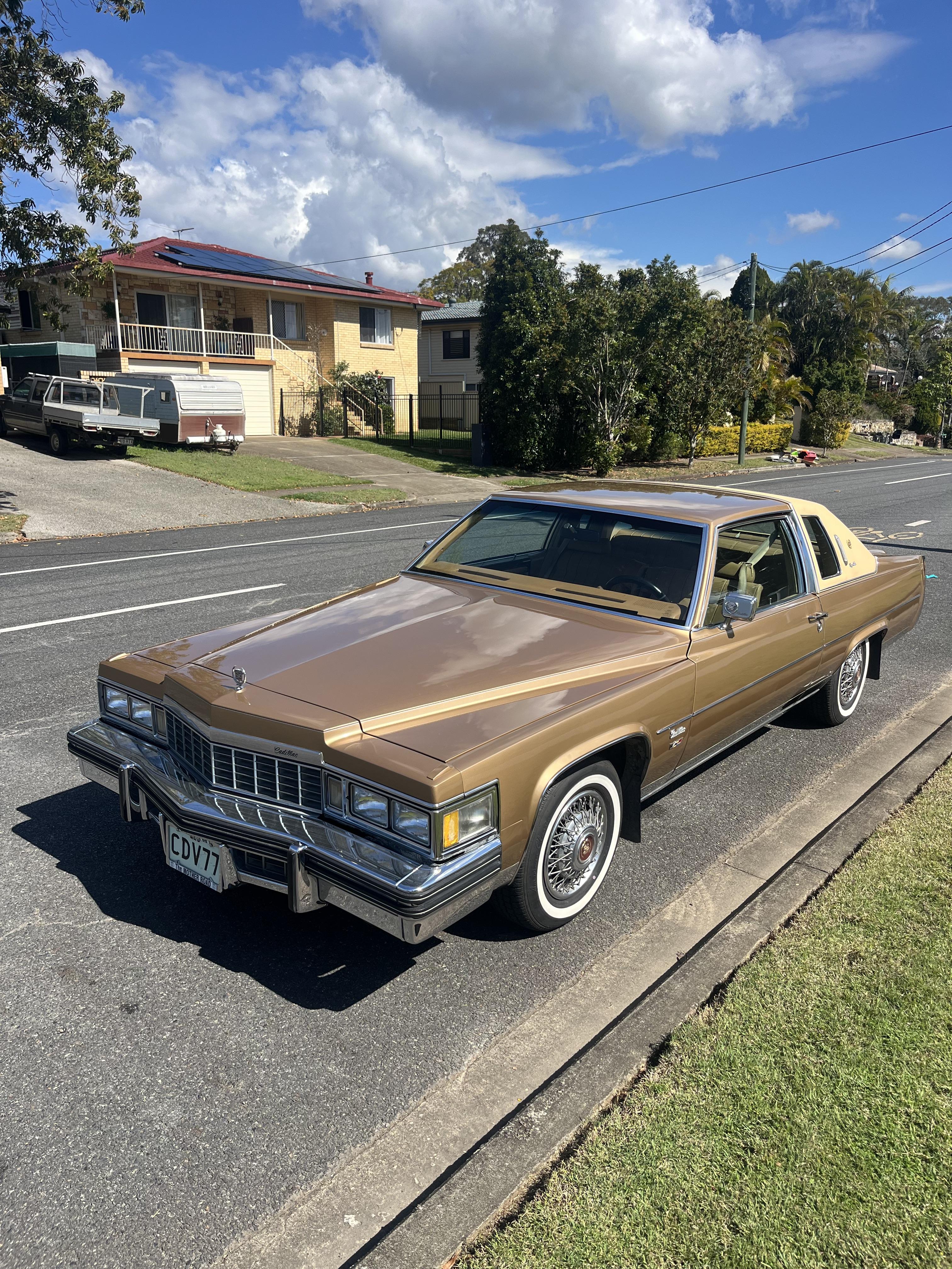 1977 CADILLAC COUPE DE VILLE COUPE