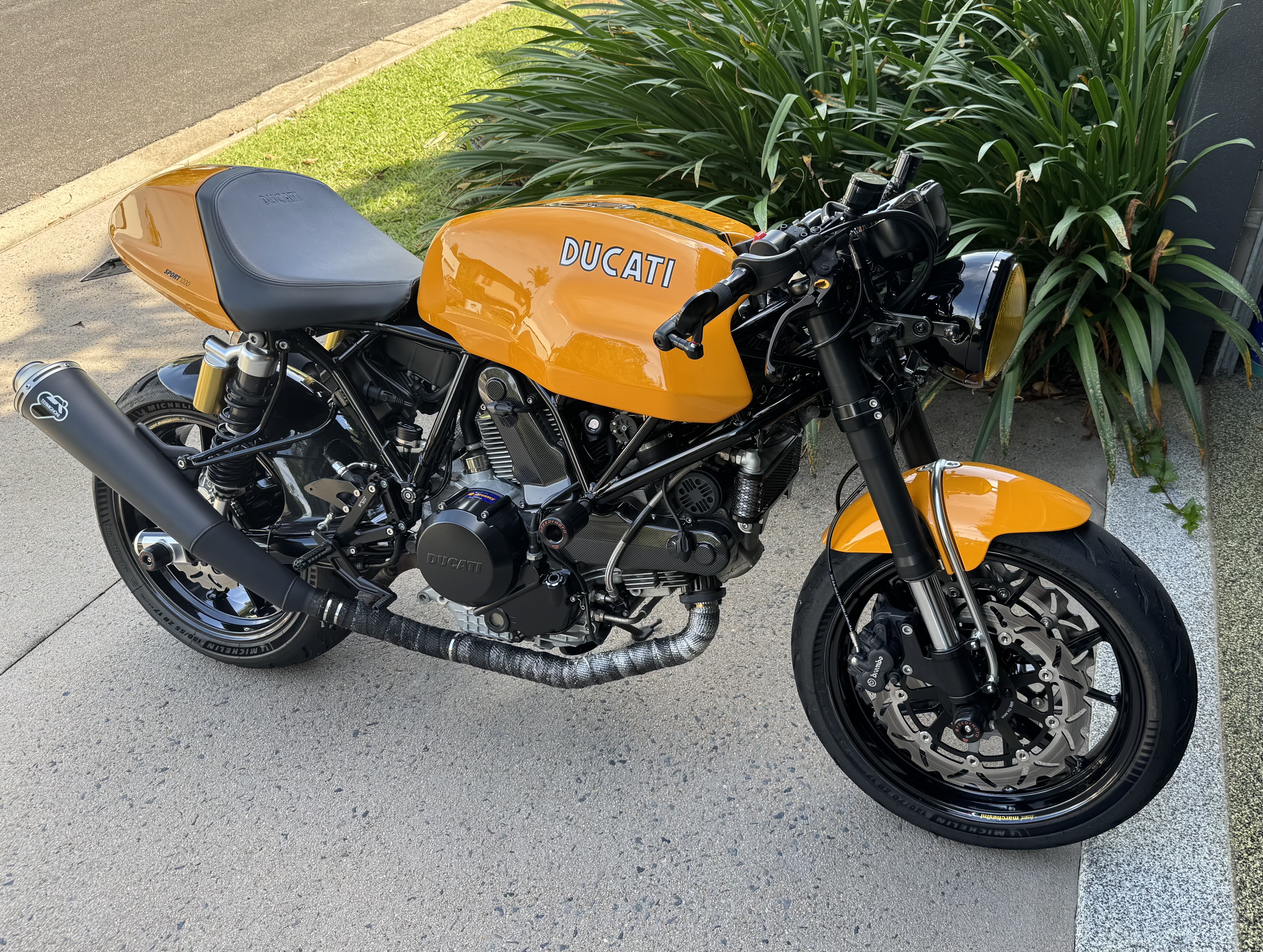 2006 DUCATI MONSTER LITE 620 i.e. ROAD
