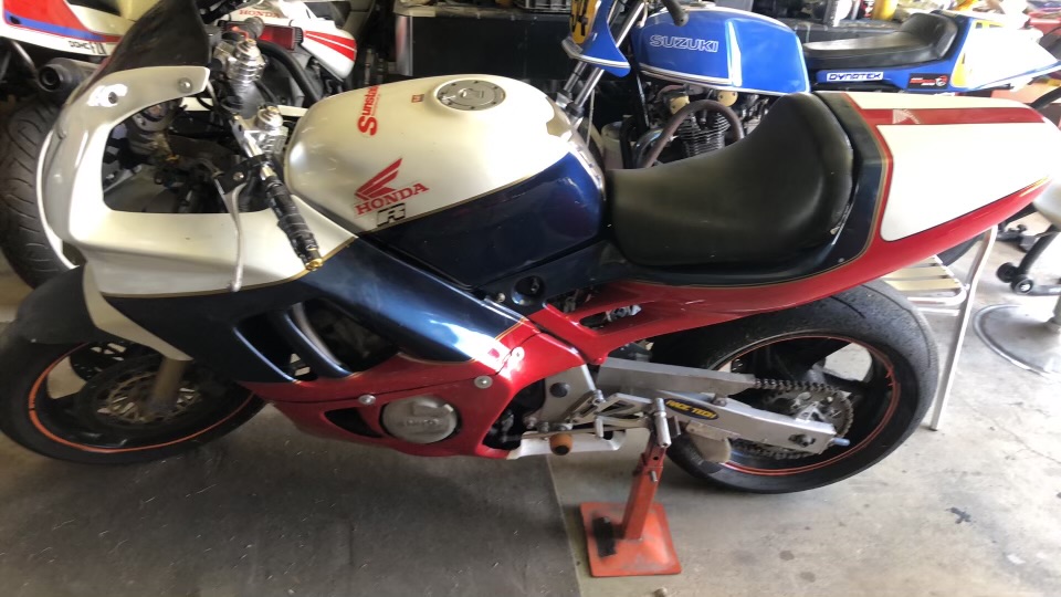 1992 HONDA CBR600 PERIOD 7 RACEBIKE