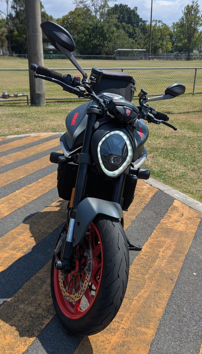 2022 DUCATI MONSTER 937 GREY ROAD