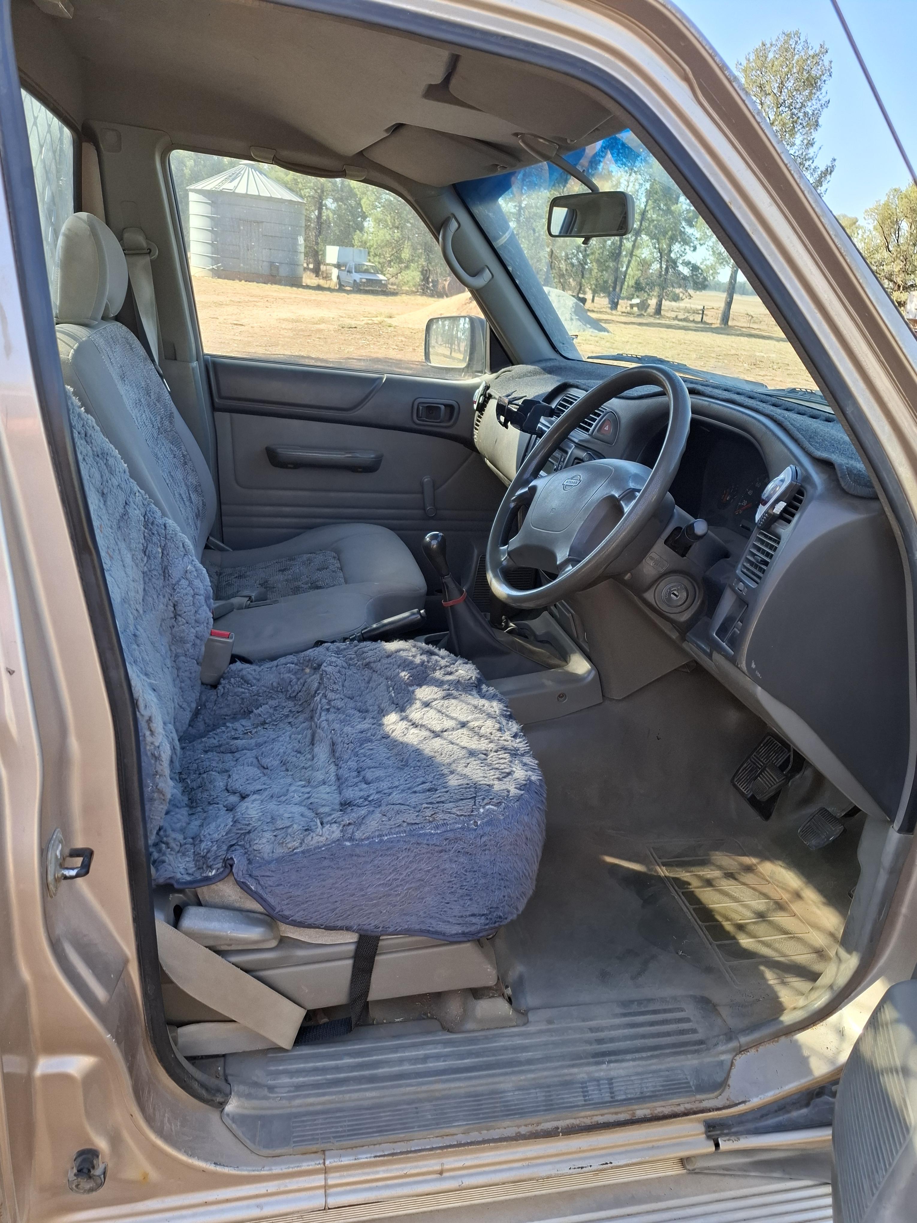 2000 NISSAN PATROL GU ST 4X4 UTILITY