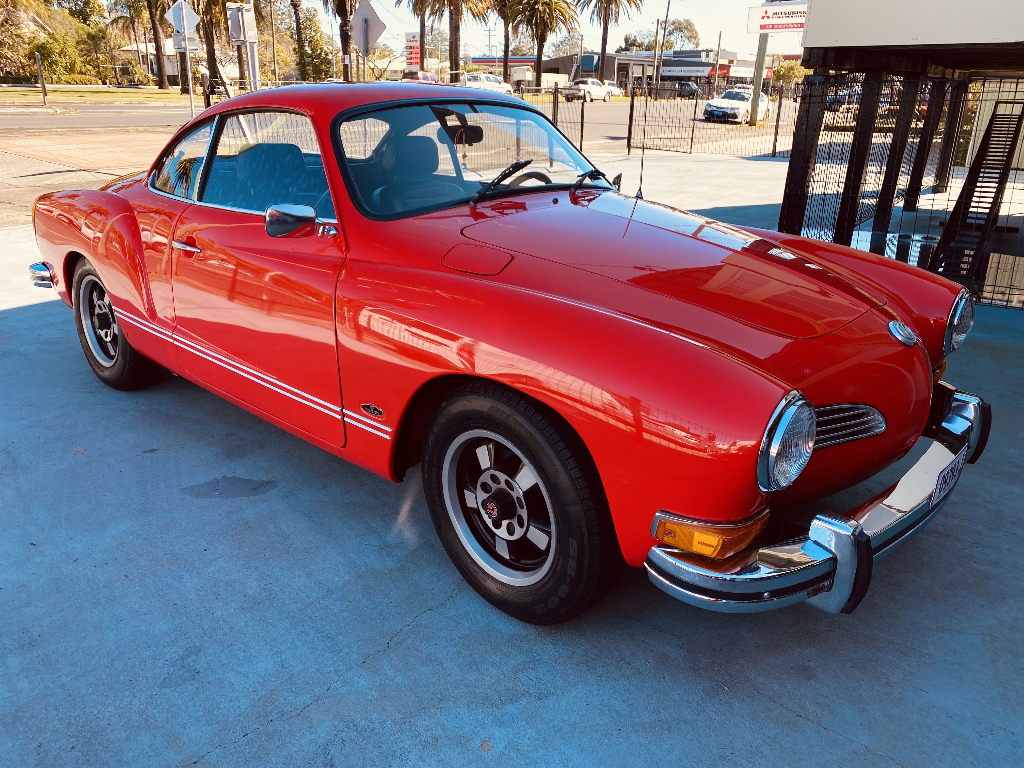 1972 VOLKSWAGEN KARMANN GHIA COUPE 