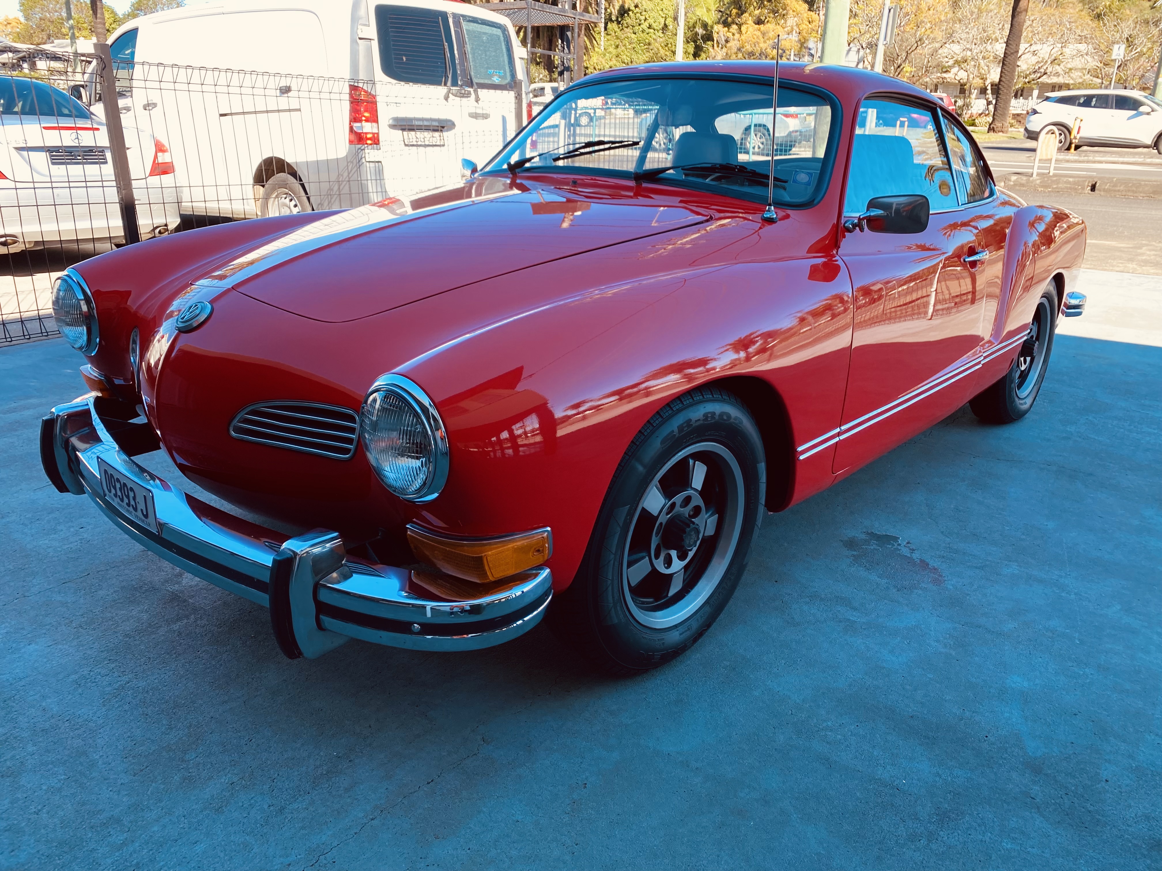1972 VOLKSWAGEN KARMANN GHIA COUPE 