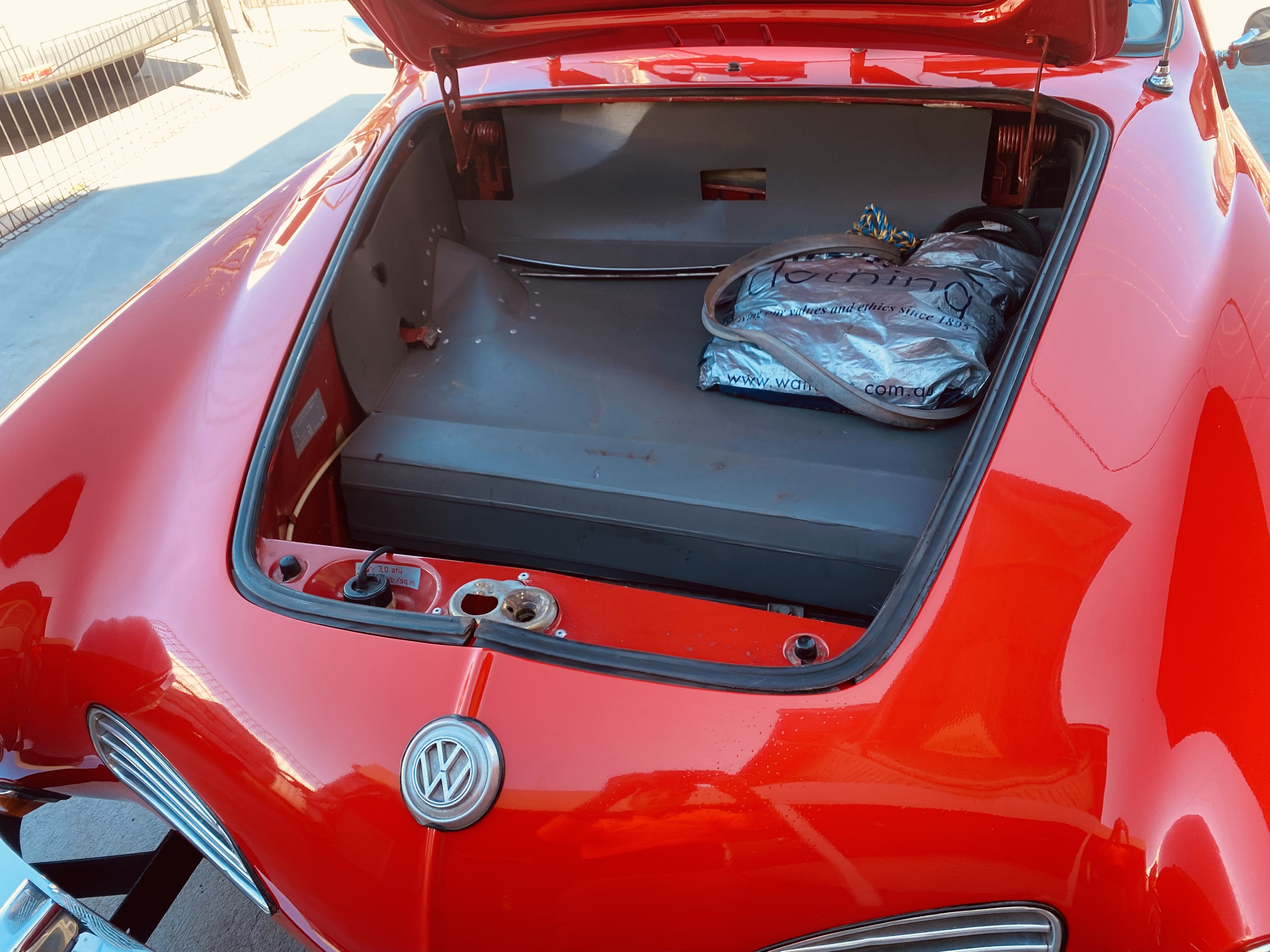 1972 VOLKSWAGEN KARMANN GHIA COUPE 