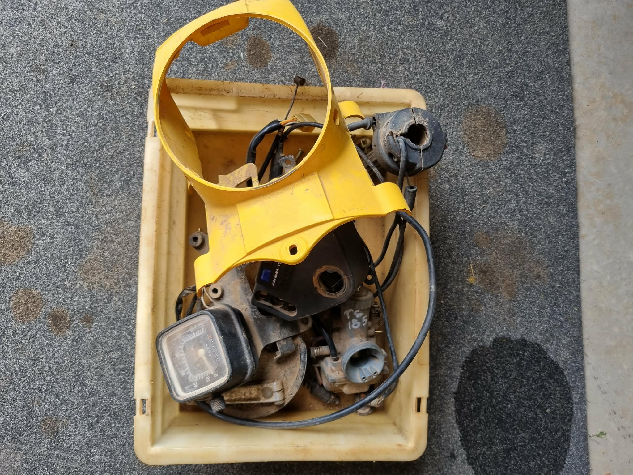 SUZUKI 1982 TS185 ER PARTS