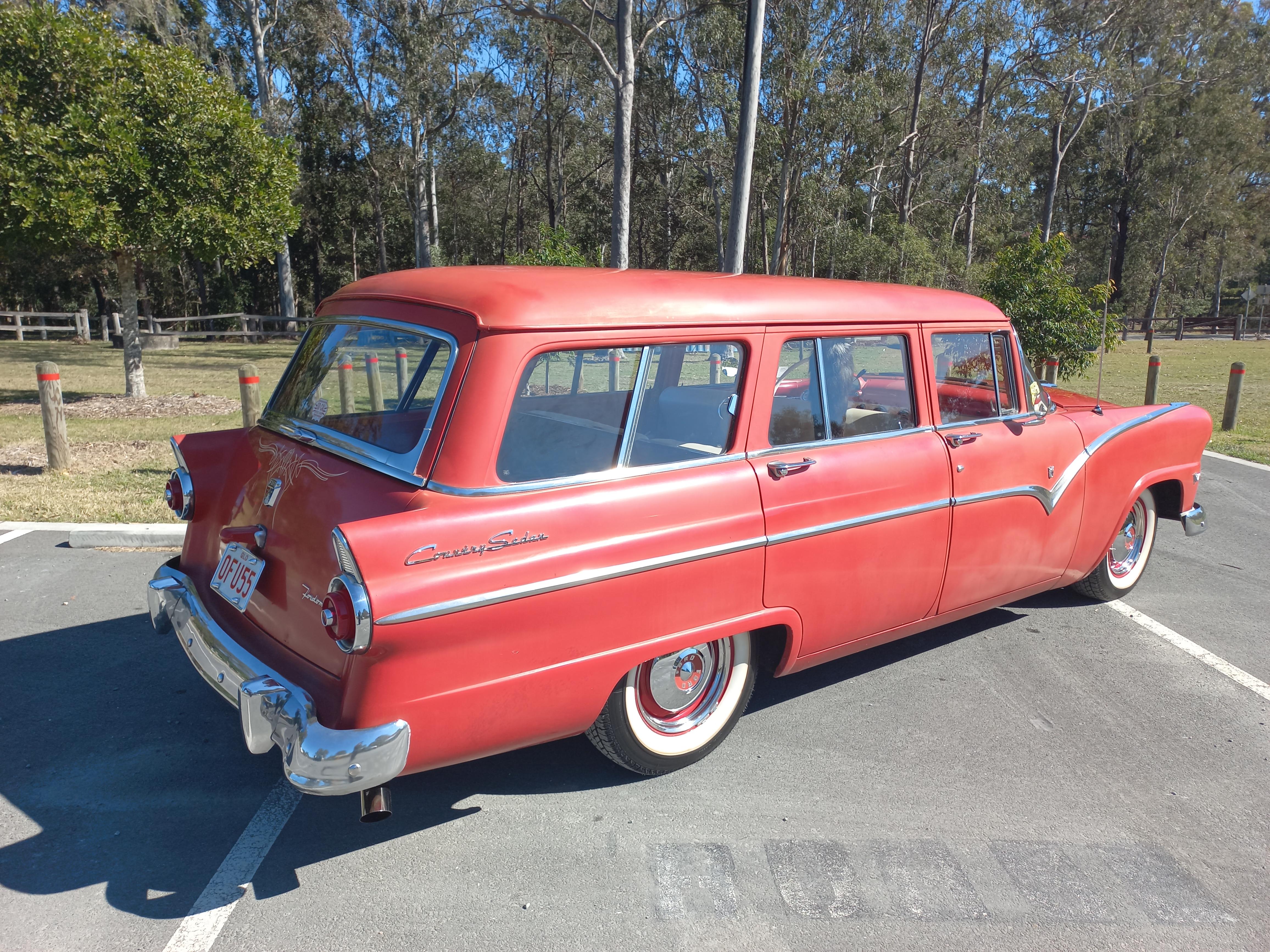 1960 FORD COUNTRY SEDAN STATION WAGON