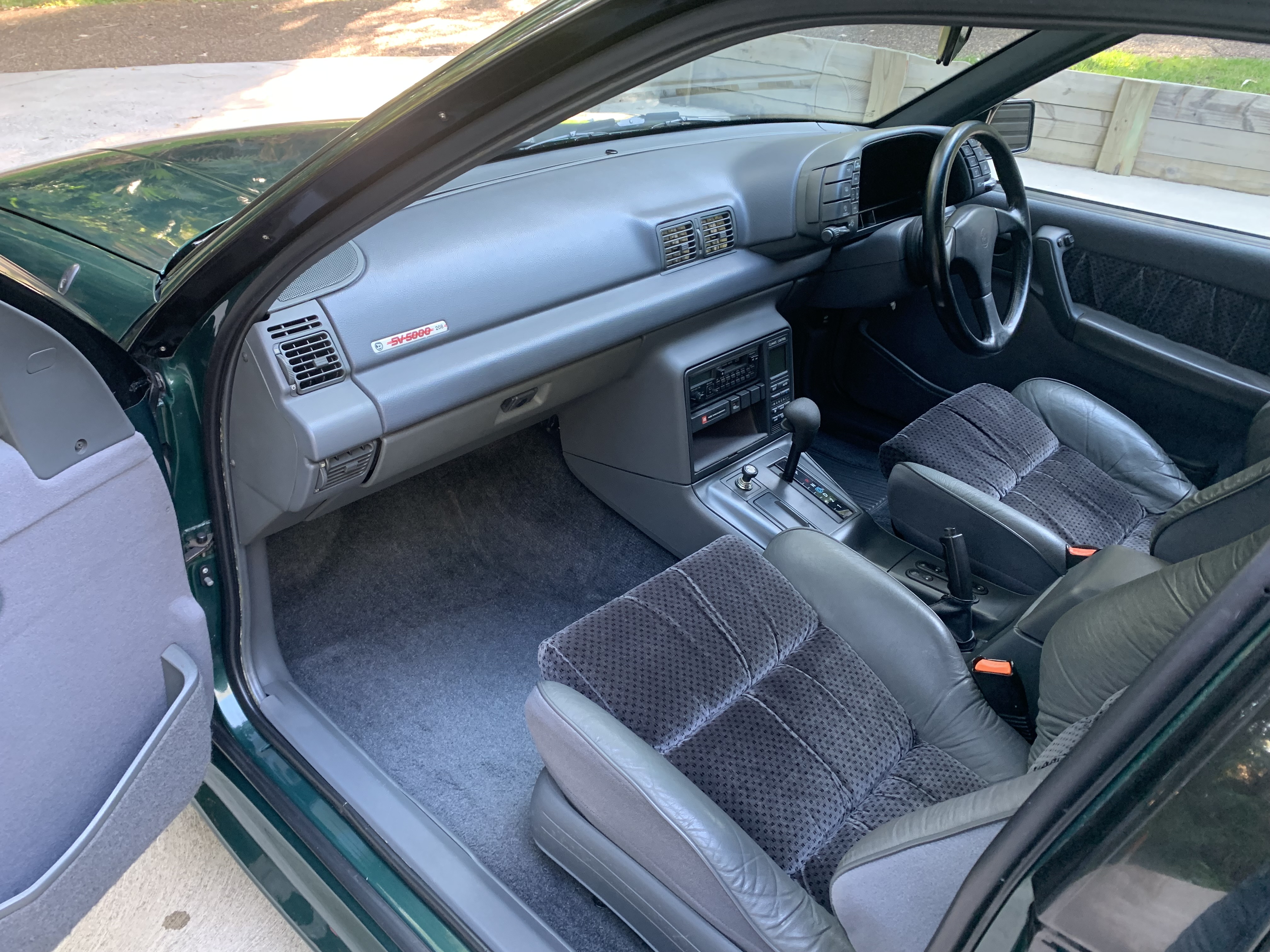 1990 HSV COMMODORE VN SV 5000 4 SP AUTOMATIC 4D SEDAN