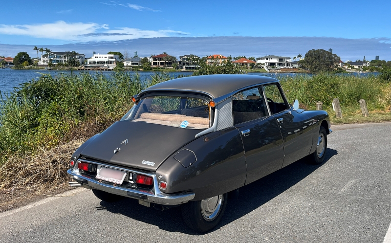 1974 CITROEN D SPECIAL DELUXE 4 SP MANUAL 4D SEDAN
