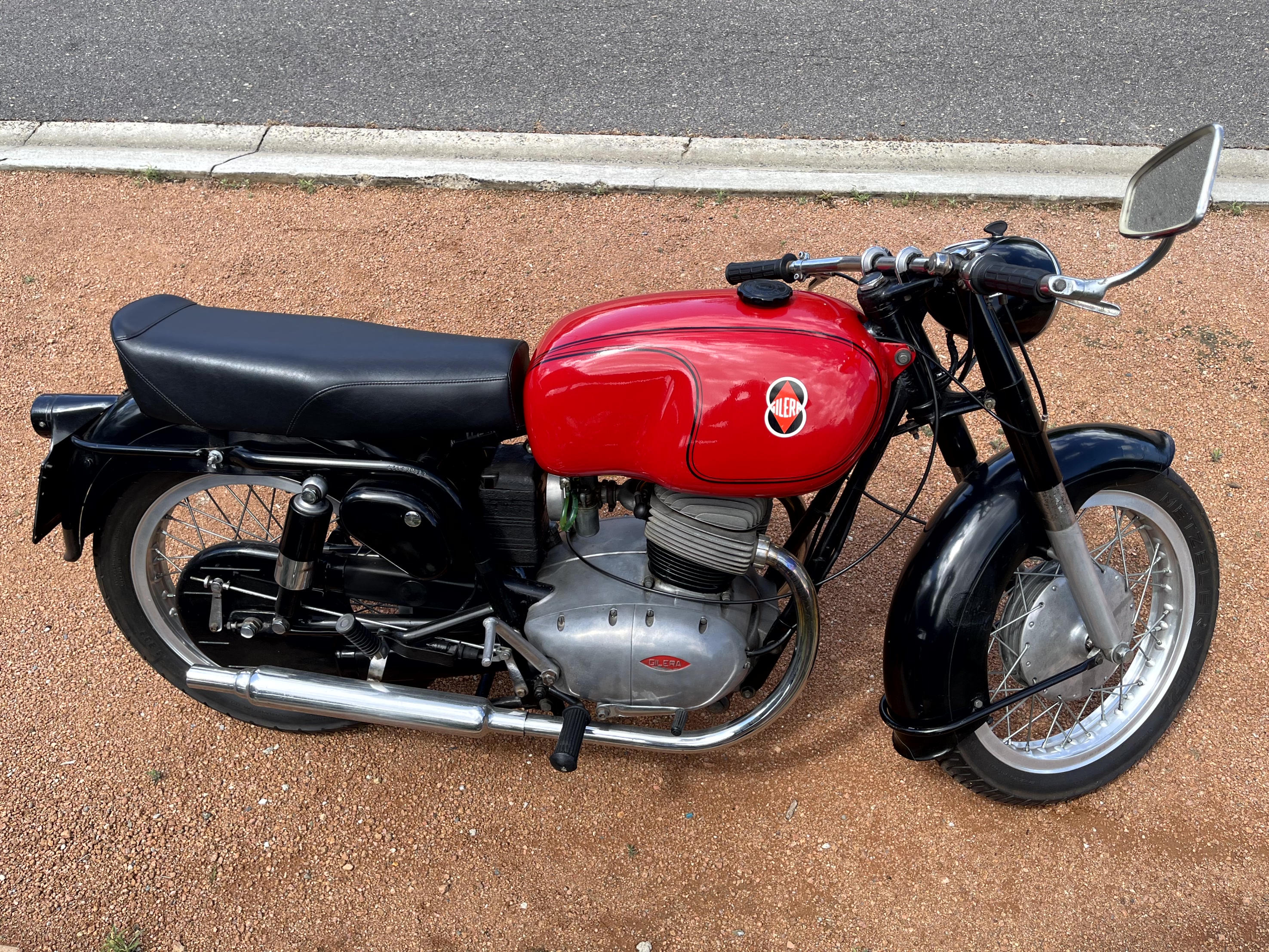 1956 GILERA B300 ROAD