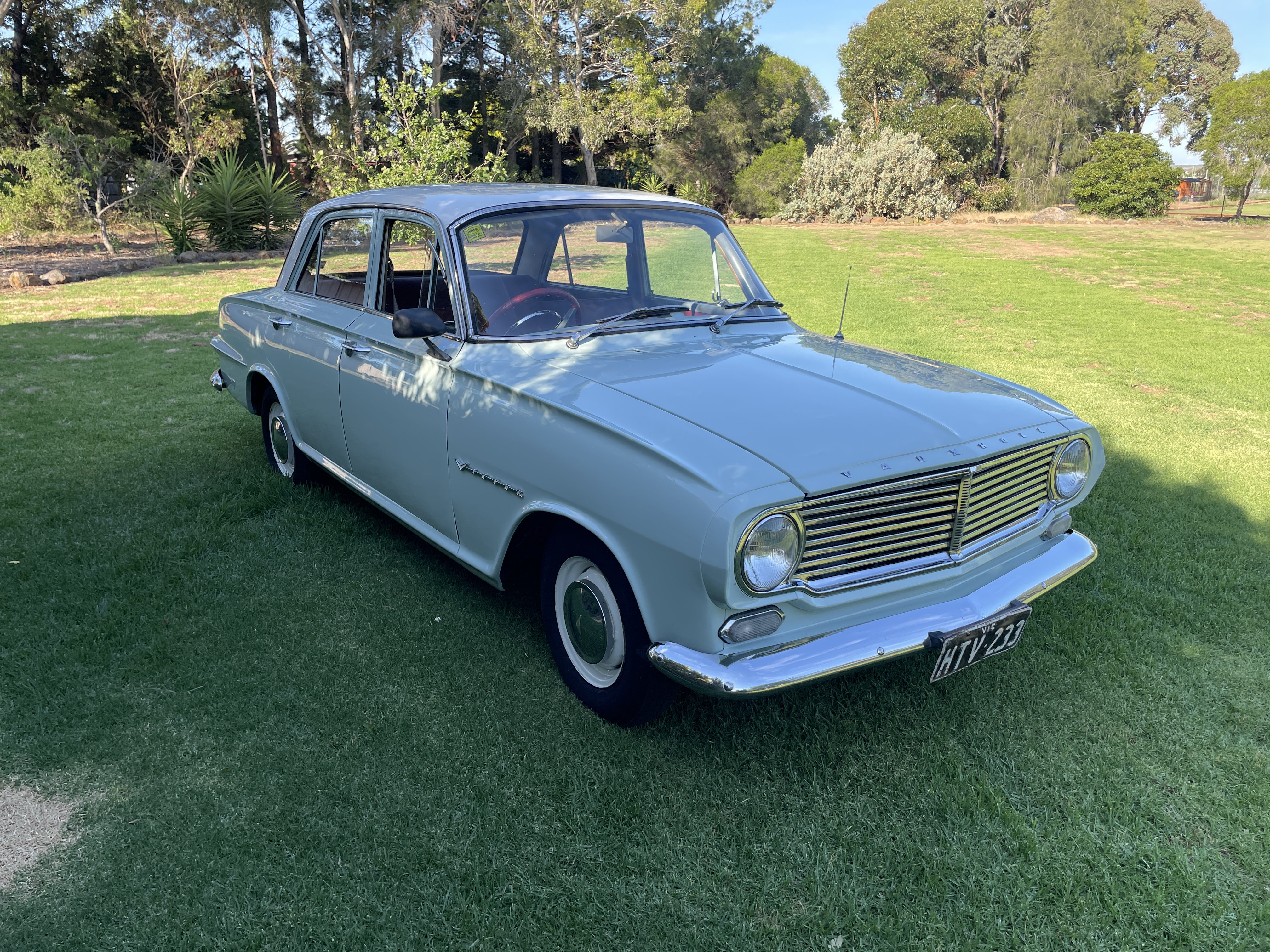 1963 VAUXHALL VICTOR SUPER 3 SP MANUAL 4D SEDAN 