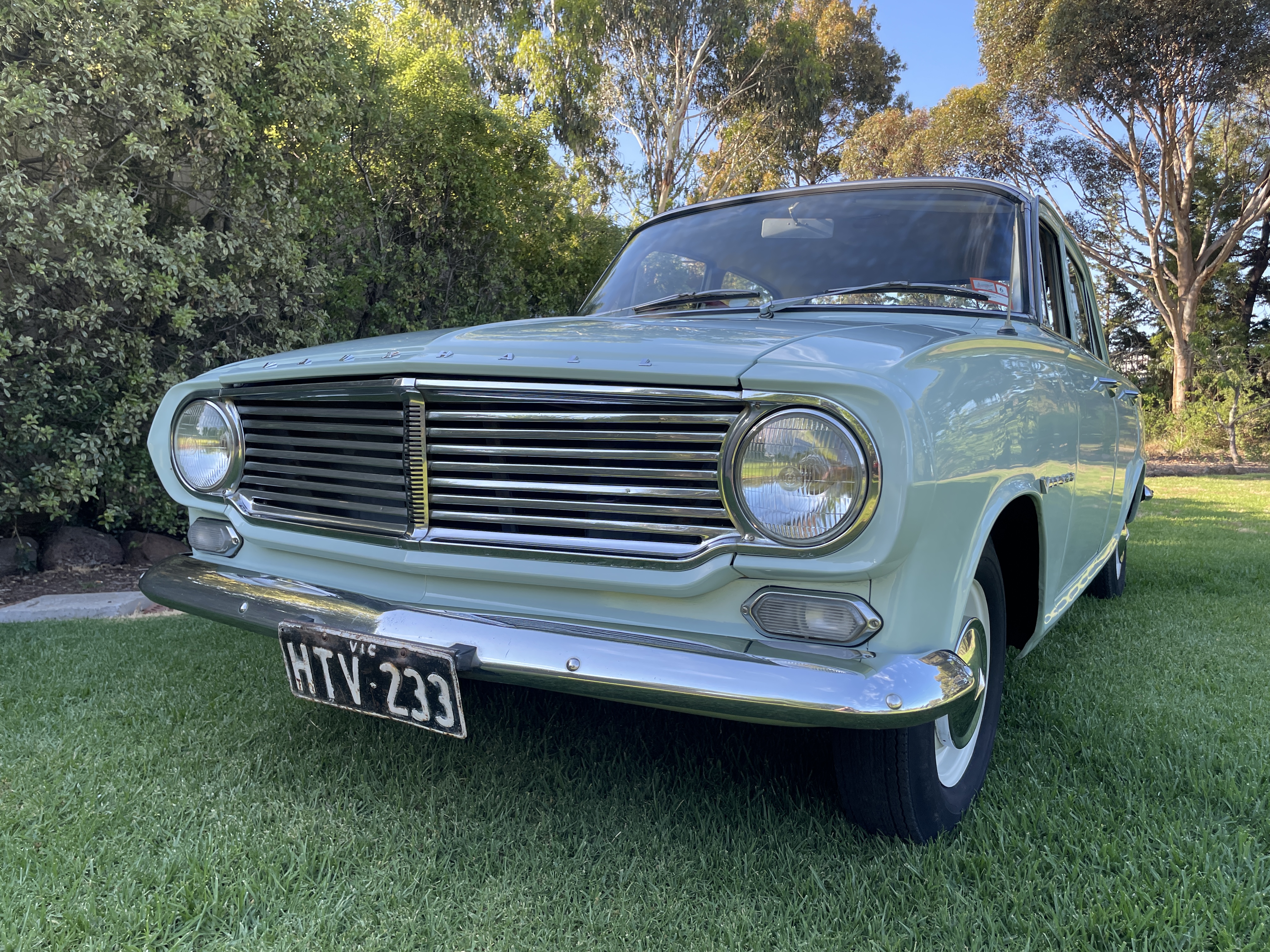 1963 VAUXHALL VICTOR SUPER 3 SP MANUAL 4D SEDAN 