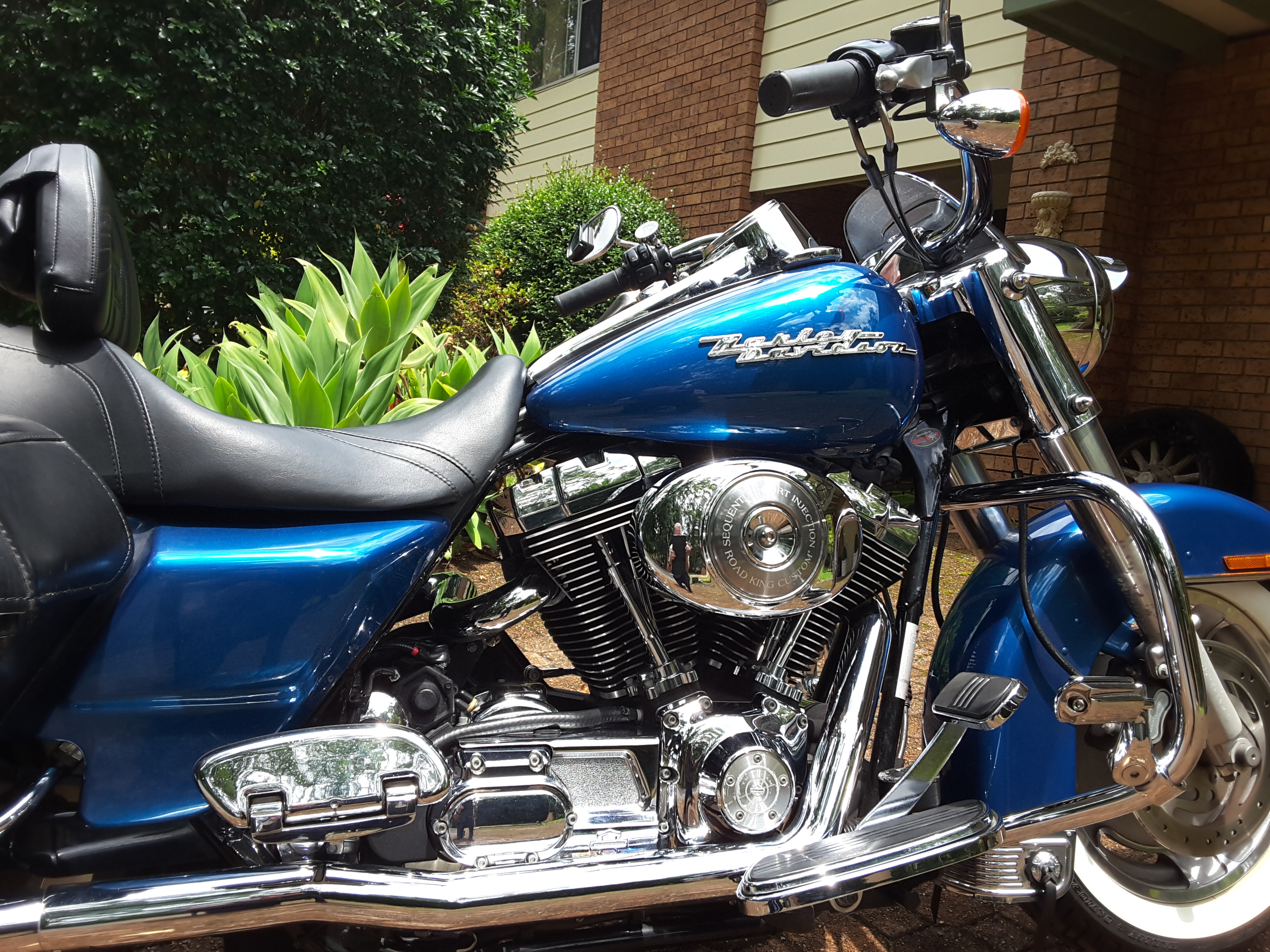 2006 HARLEY-DAVIDSON FLHRSI ROAD KING CUSTOM CRUISER