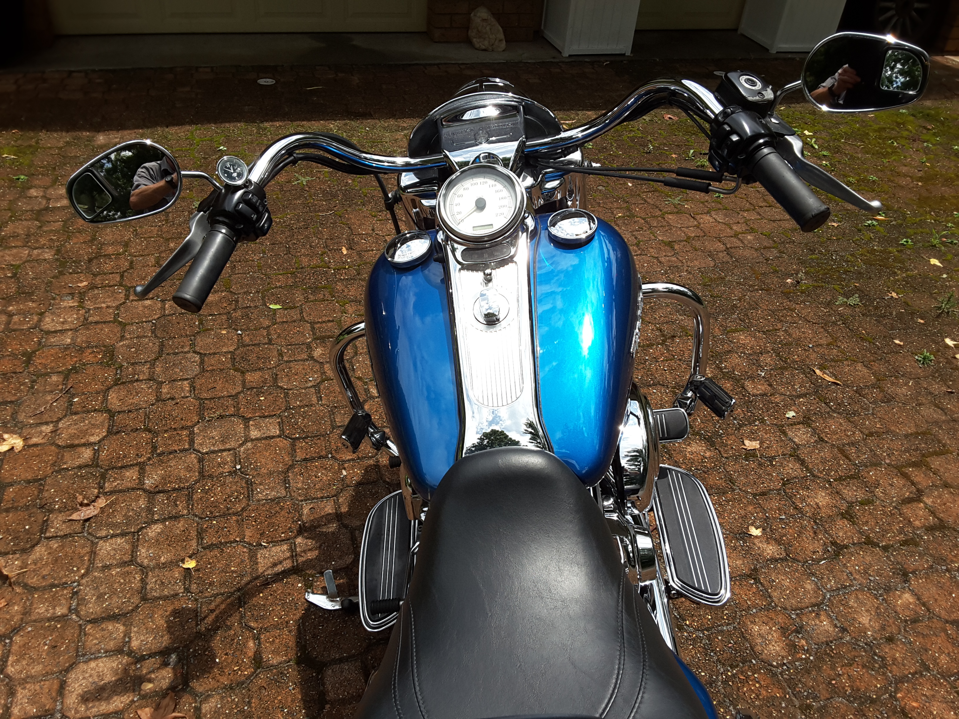 2006 HARLEY-DAVIDSON FLHRSI ROAD KING CUSTOM CRUISER
