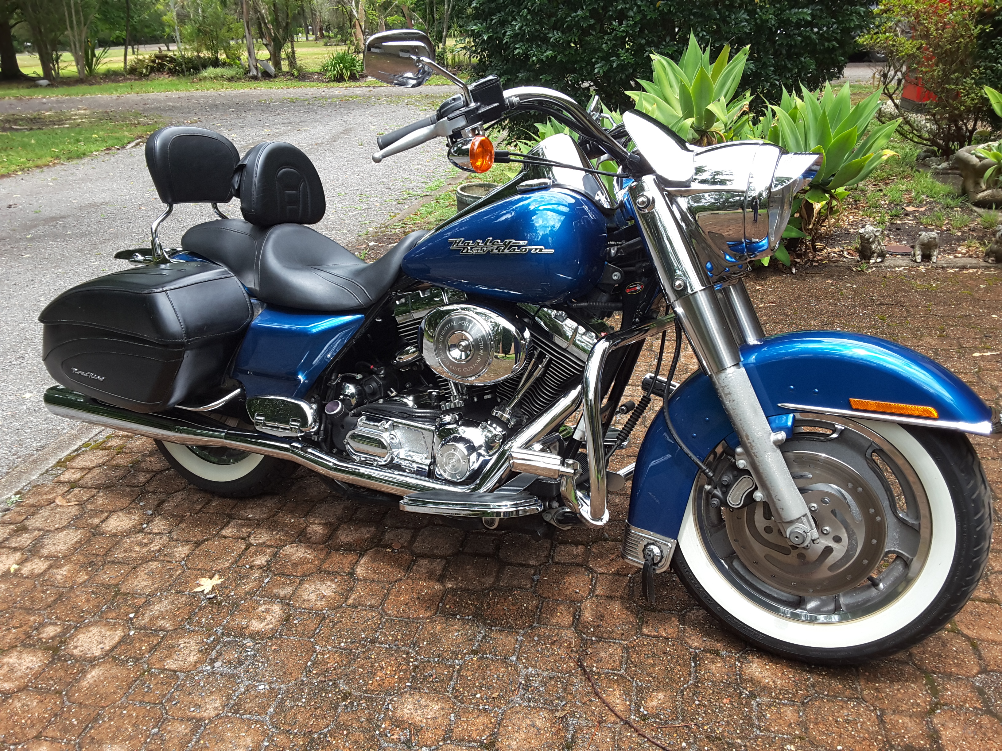 2006 HARLEY-DAVIDSON FLHRSI ROAD KING CUSTOM CRUISER