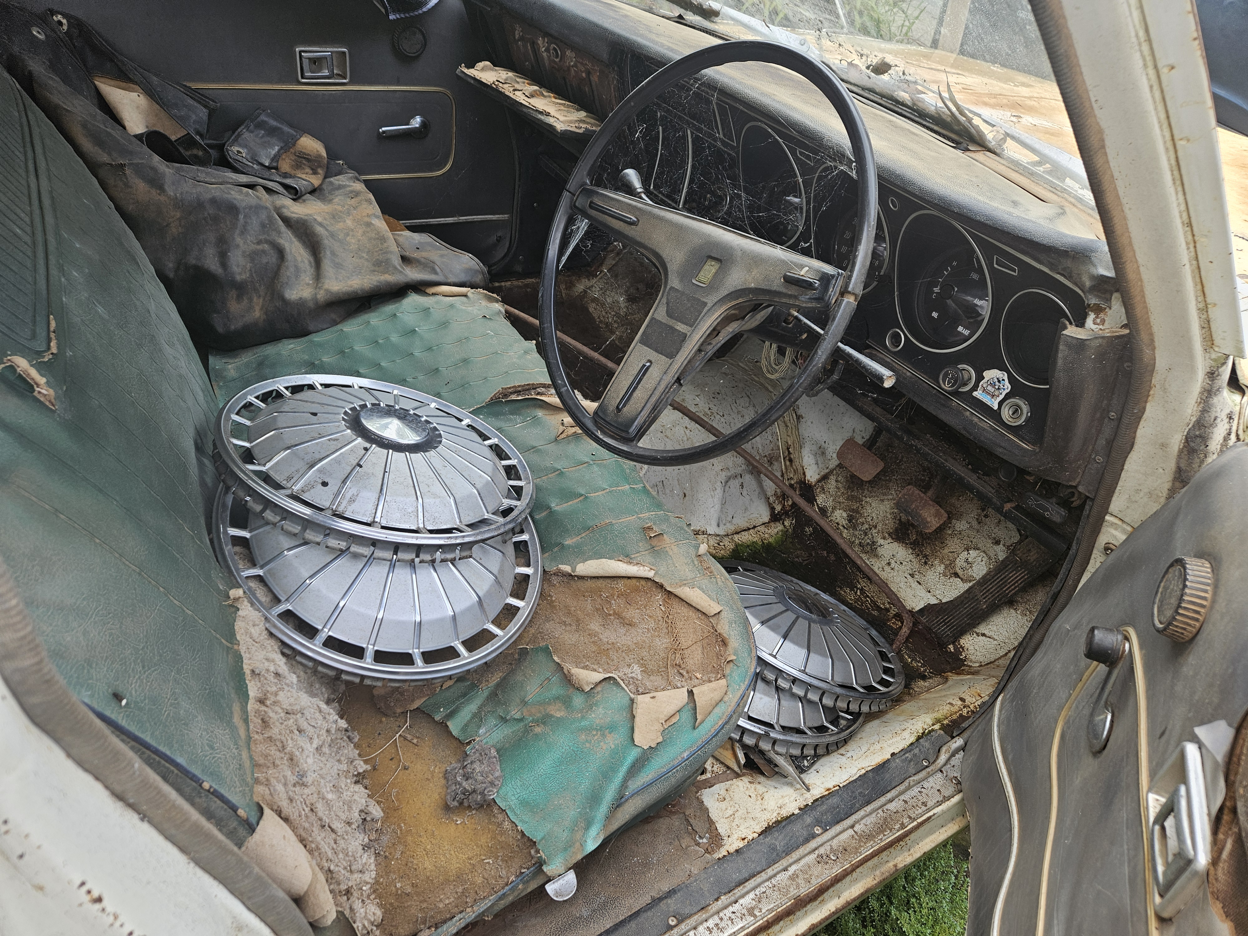 1969 TOYOTA CROWN 50 2D UTILITY