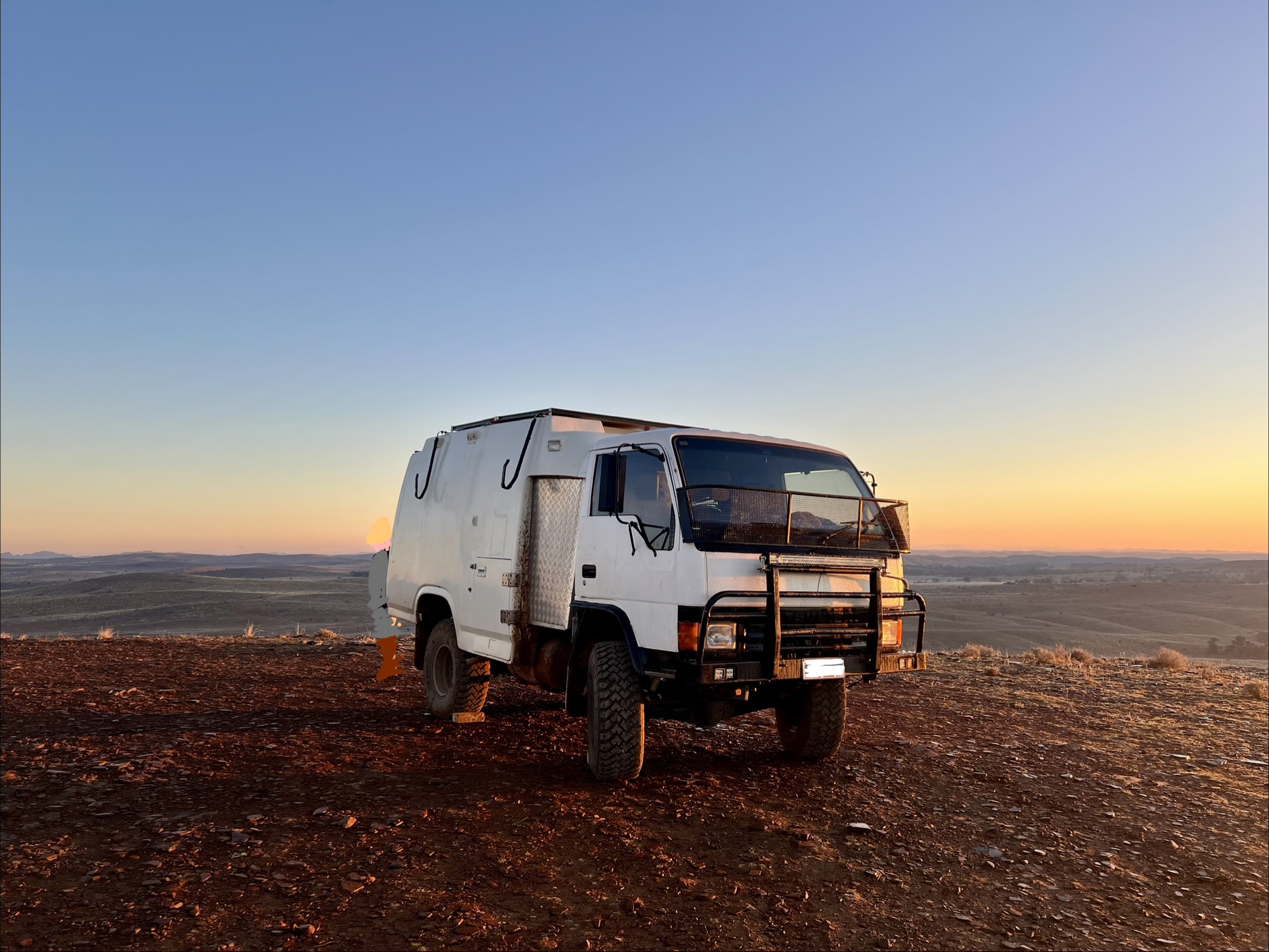1993 MITSUBISHI CANTER CAMPER