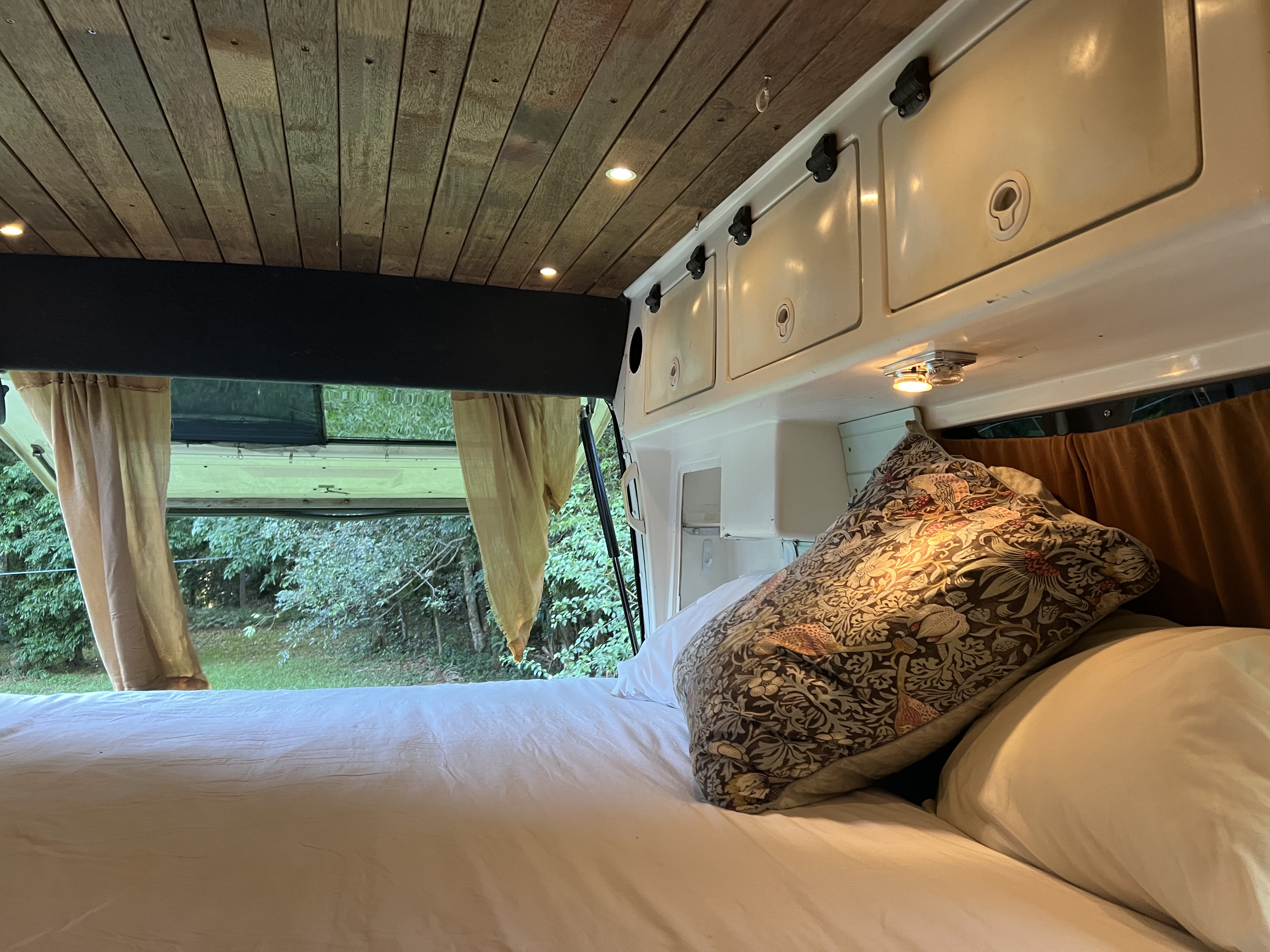 1993 MITSUBISHI CANTER CAMPER