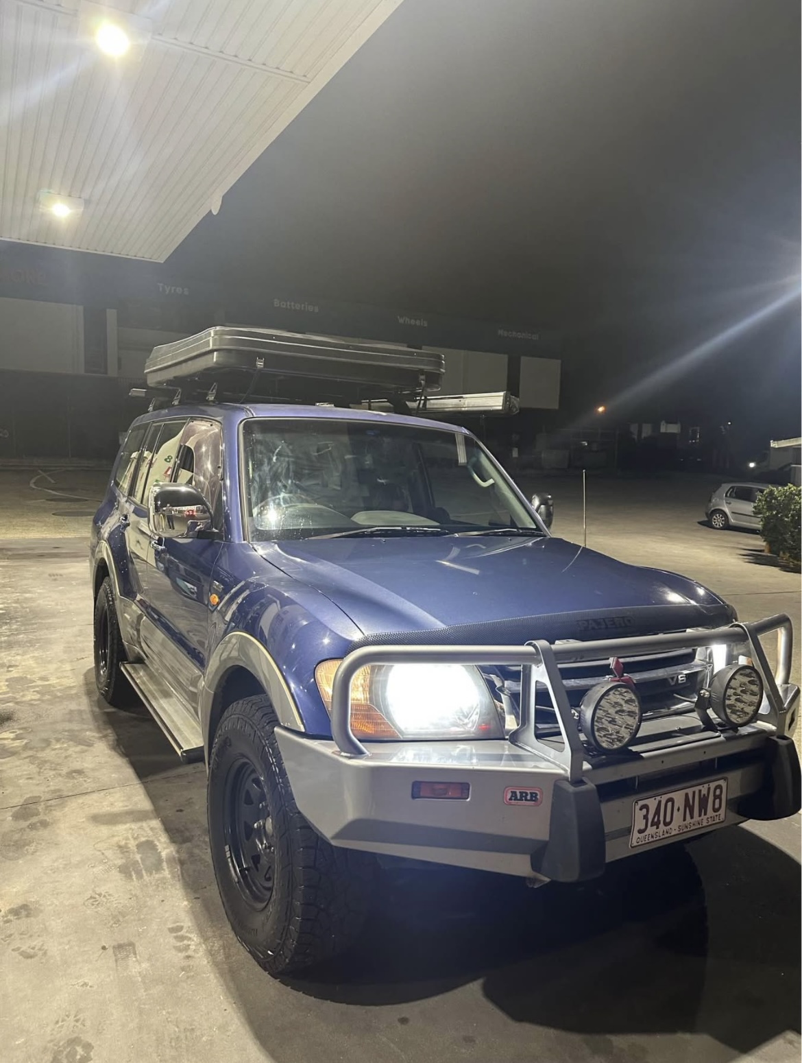 2001 MITSUBISHI PAJERO NM EXCEED LWB (4x4) 5 SP AUTO SPORTS MODE 4D WAGON