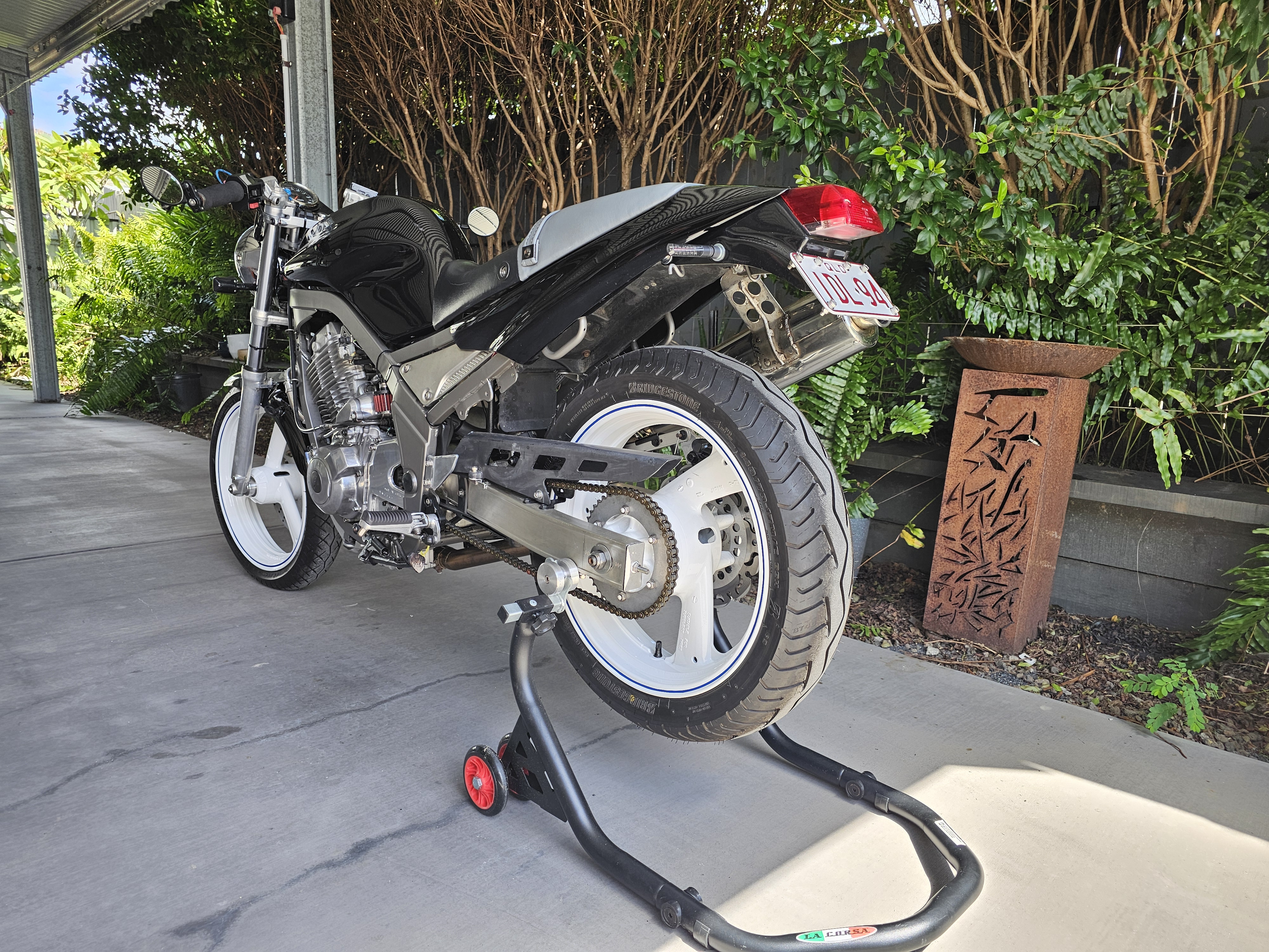 1997 YAMAHA SRX600 ROAD