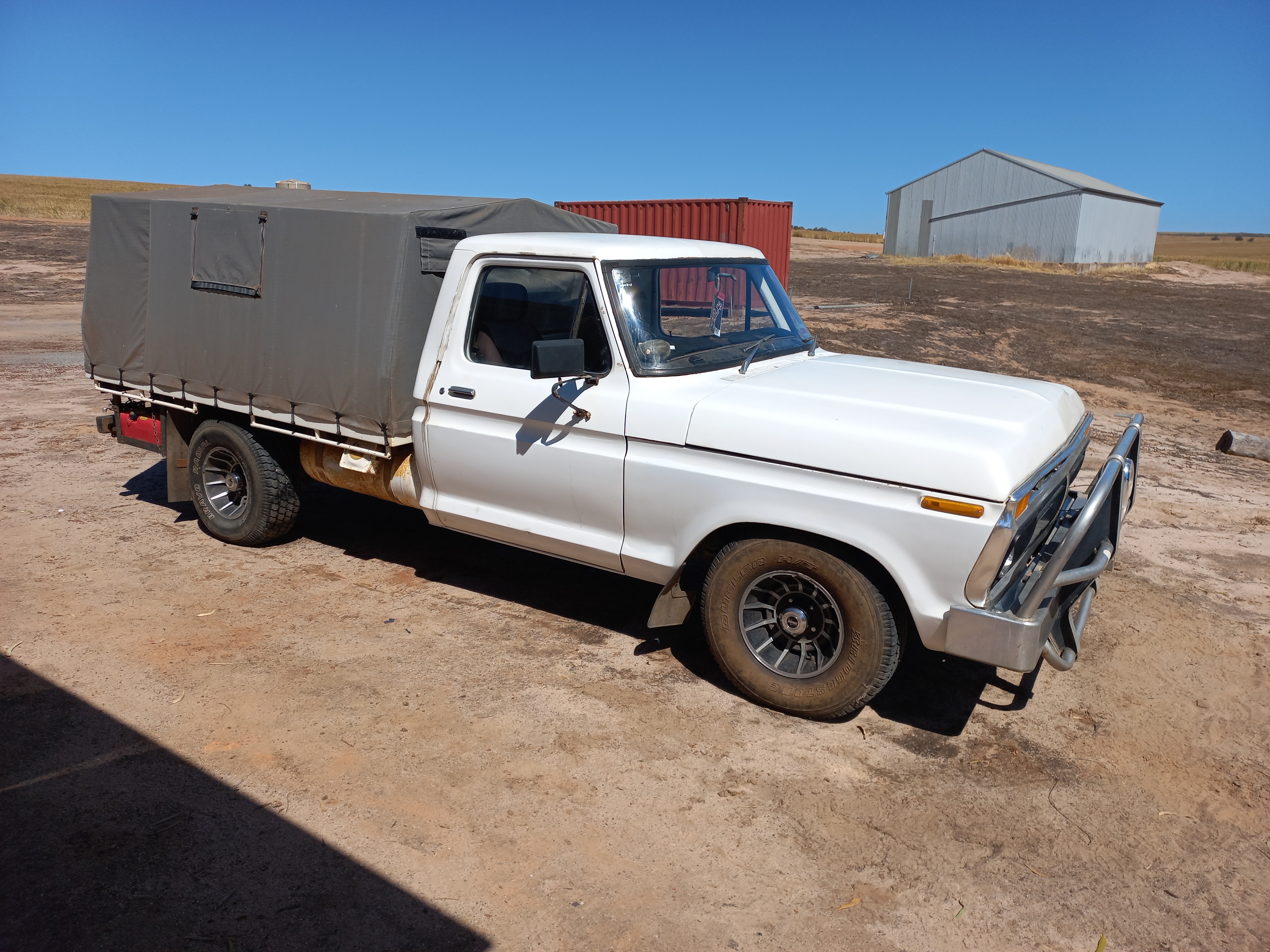 1975 FORD F100 UTILITY