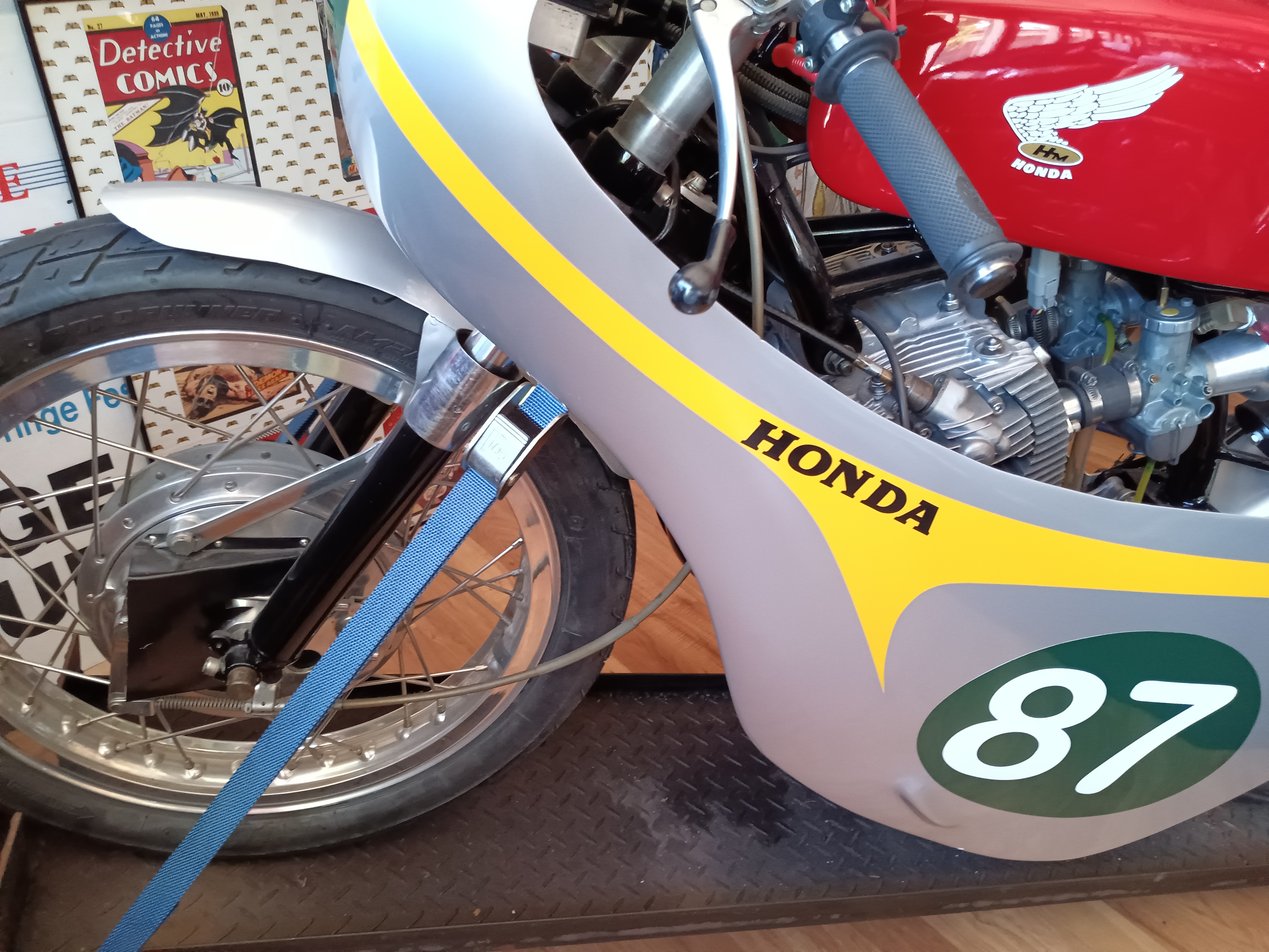 1963 HONDA CB72 250CC RACER