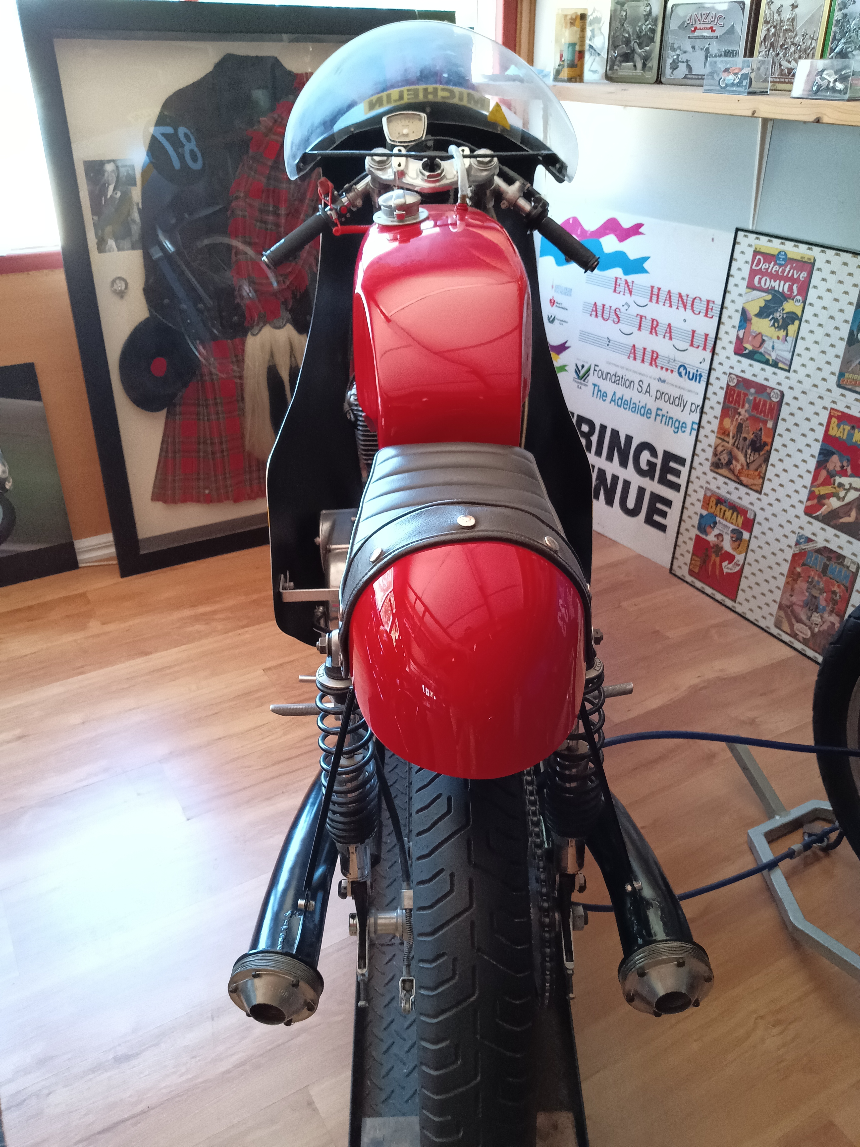 1963 HONDA CB72 250CC RACER