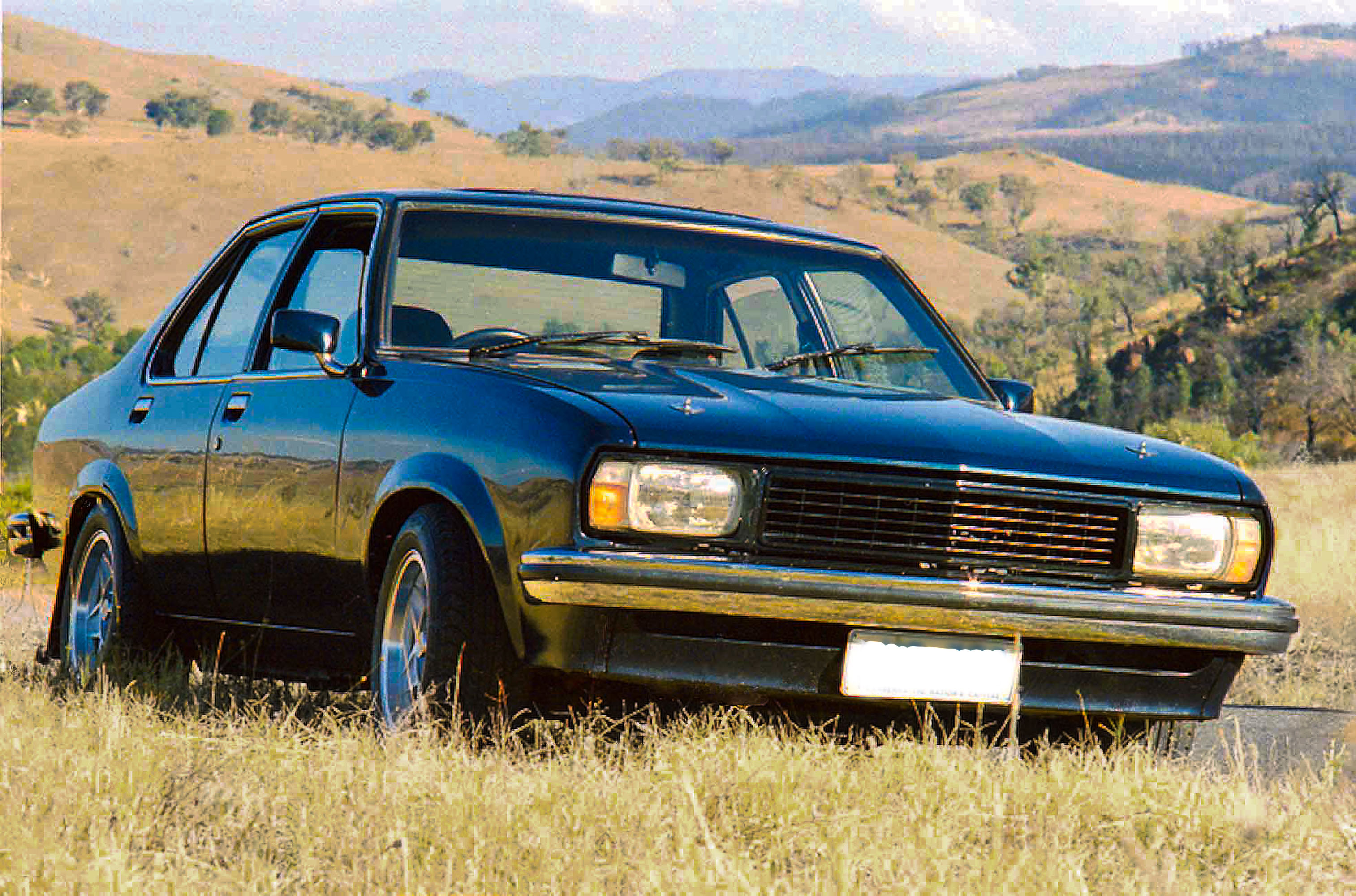 1979 HOLDEN TORANA UC SL 5 SPD MANUAL SEDAN