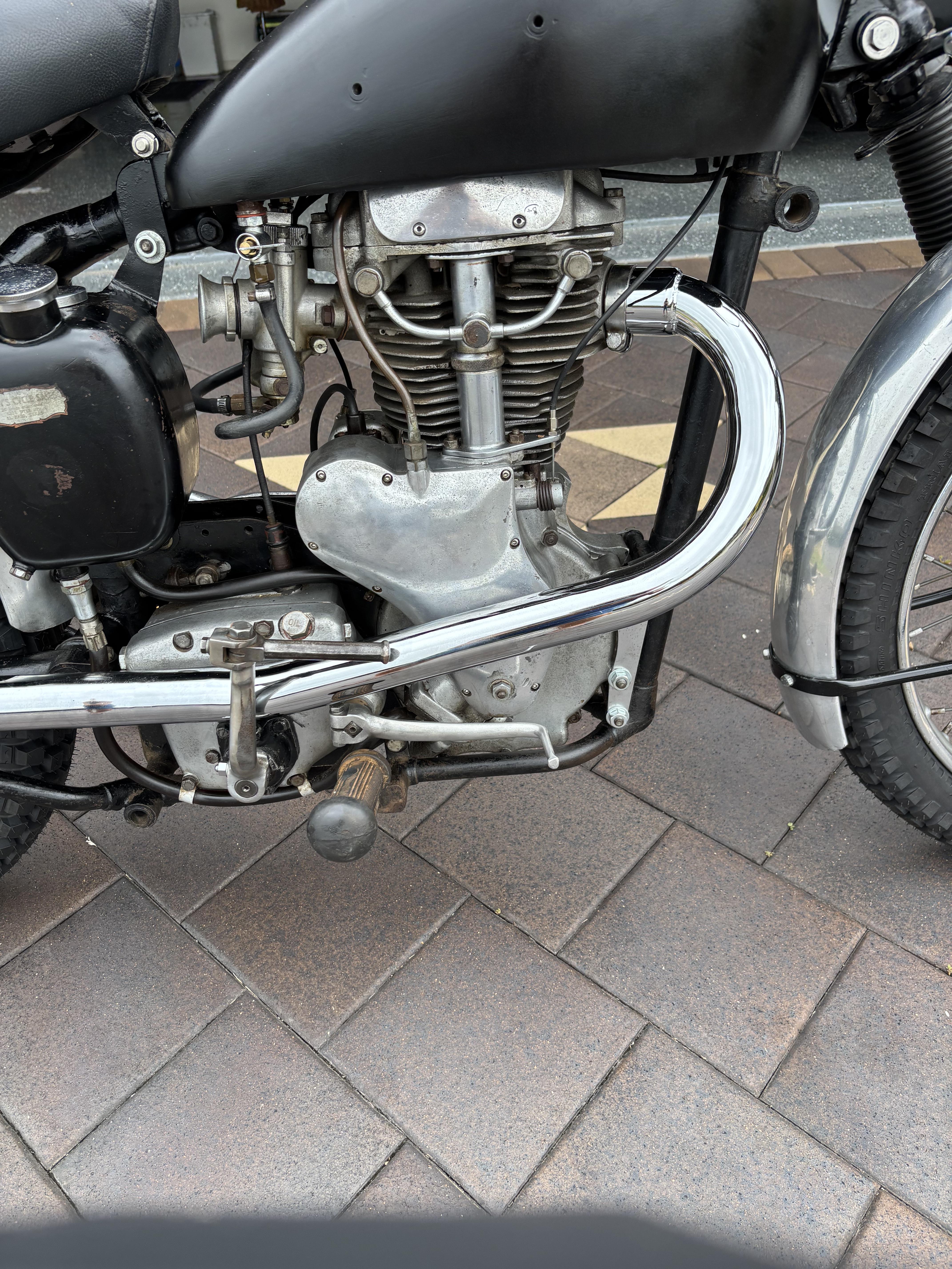 1954 VELOCETTE SCRAMBLER 500 RACER