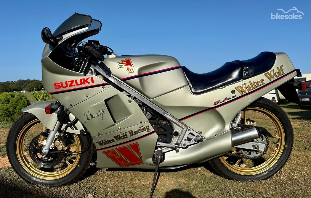 1987 SUZUKI RG250 WALTER WOLF RACING EDITION SPORTS