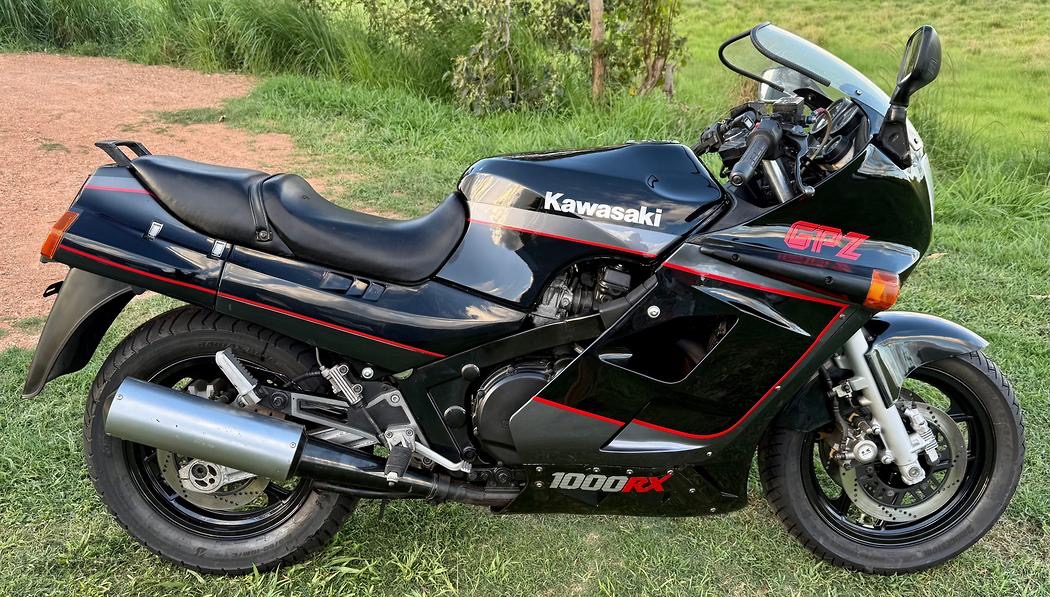 1988 KAWASAKI GPZ1000RX ROAD