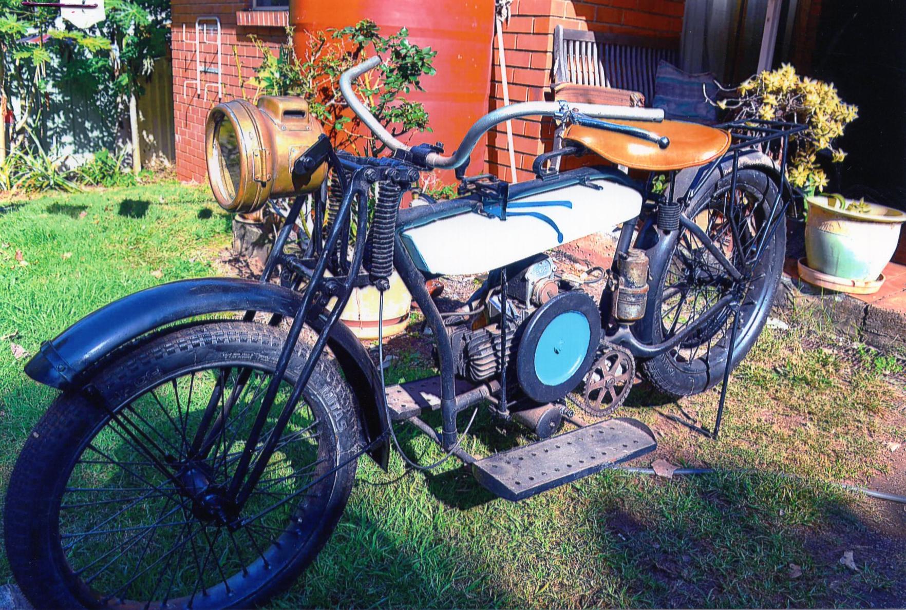 1925 DOUGLAS TS 350CC ROAD