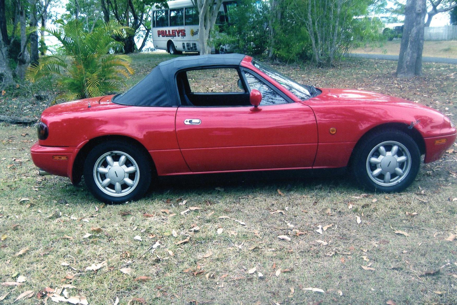 1990 MAZDA MX-5 2D CONVERTIBLE