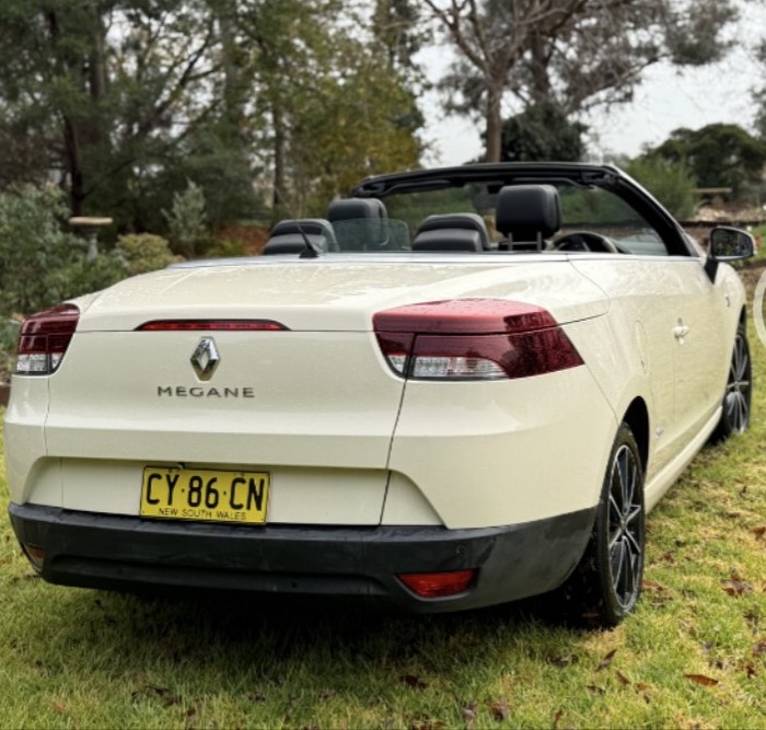 2013 RENAULT MEGANE E95 CONTINUOUS VARIABLE 2D CABRIOLET