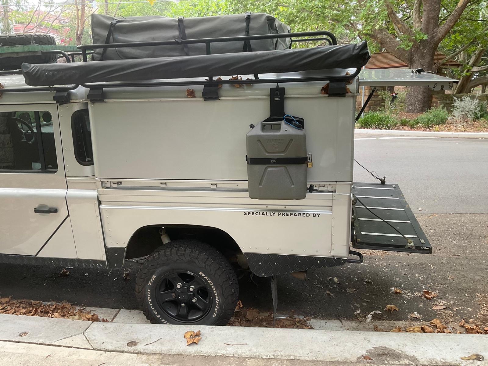 2003 LAND ROVER DEFENDER 130 TD5 UTILITY