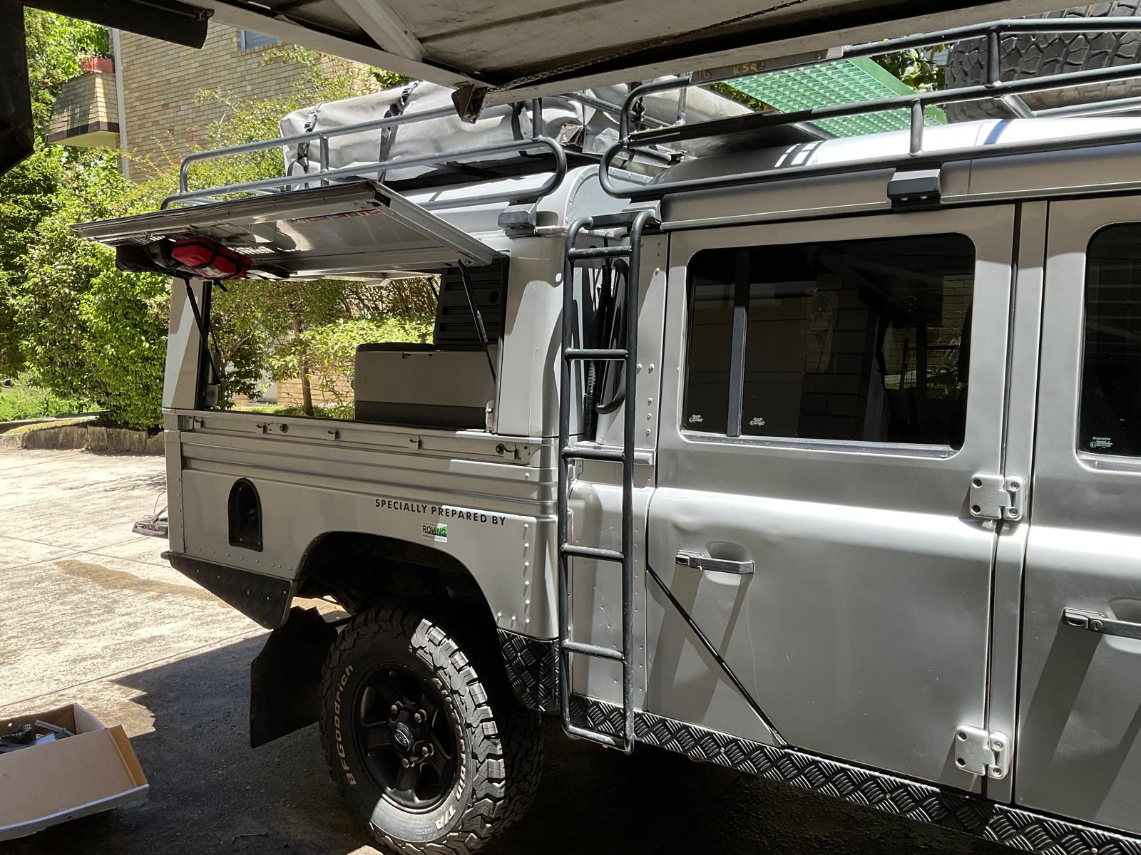 2003 LAND ROVER DEFENDER 130 TD5 UTILITY