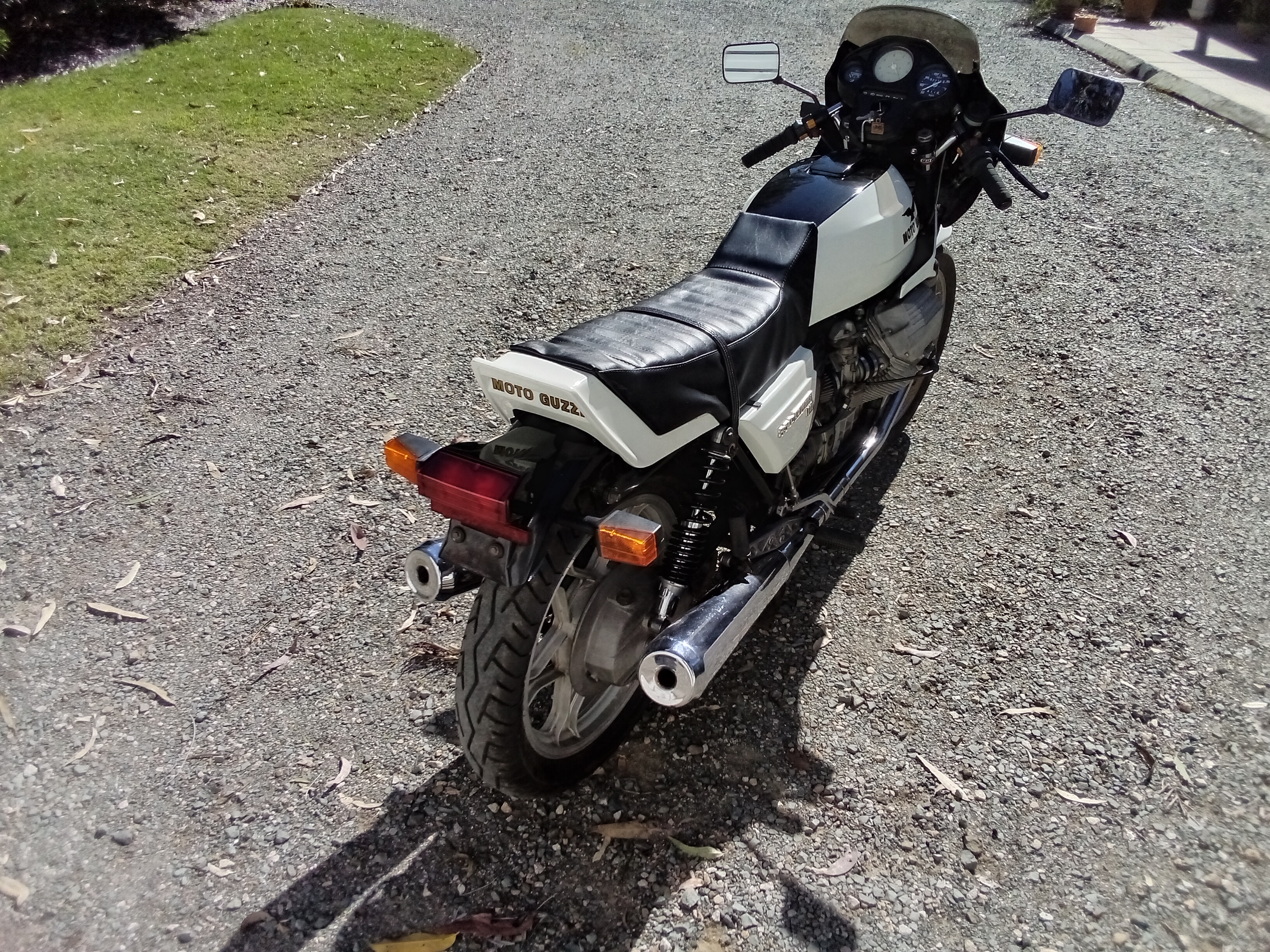 1982 MOTO GUZZI 850 LE MANS SPORTS