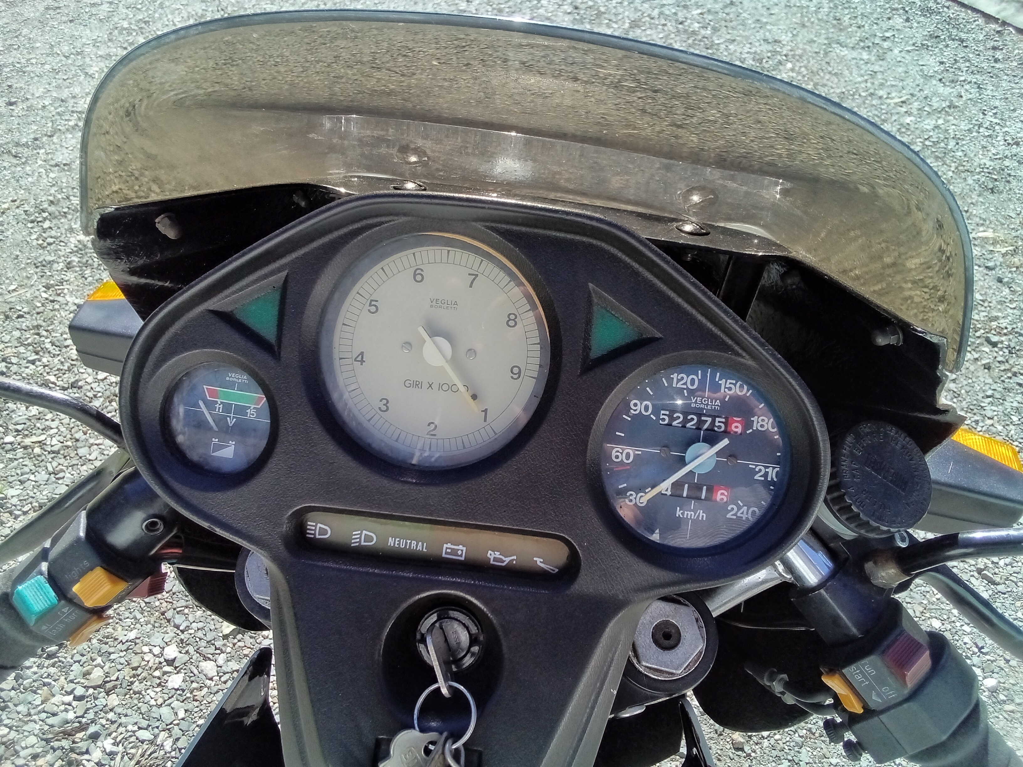 1982 MOTO GUZZI 850 LE MANS SPORTS