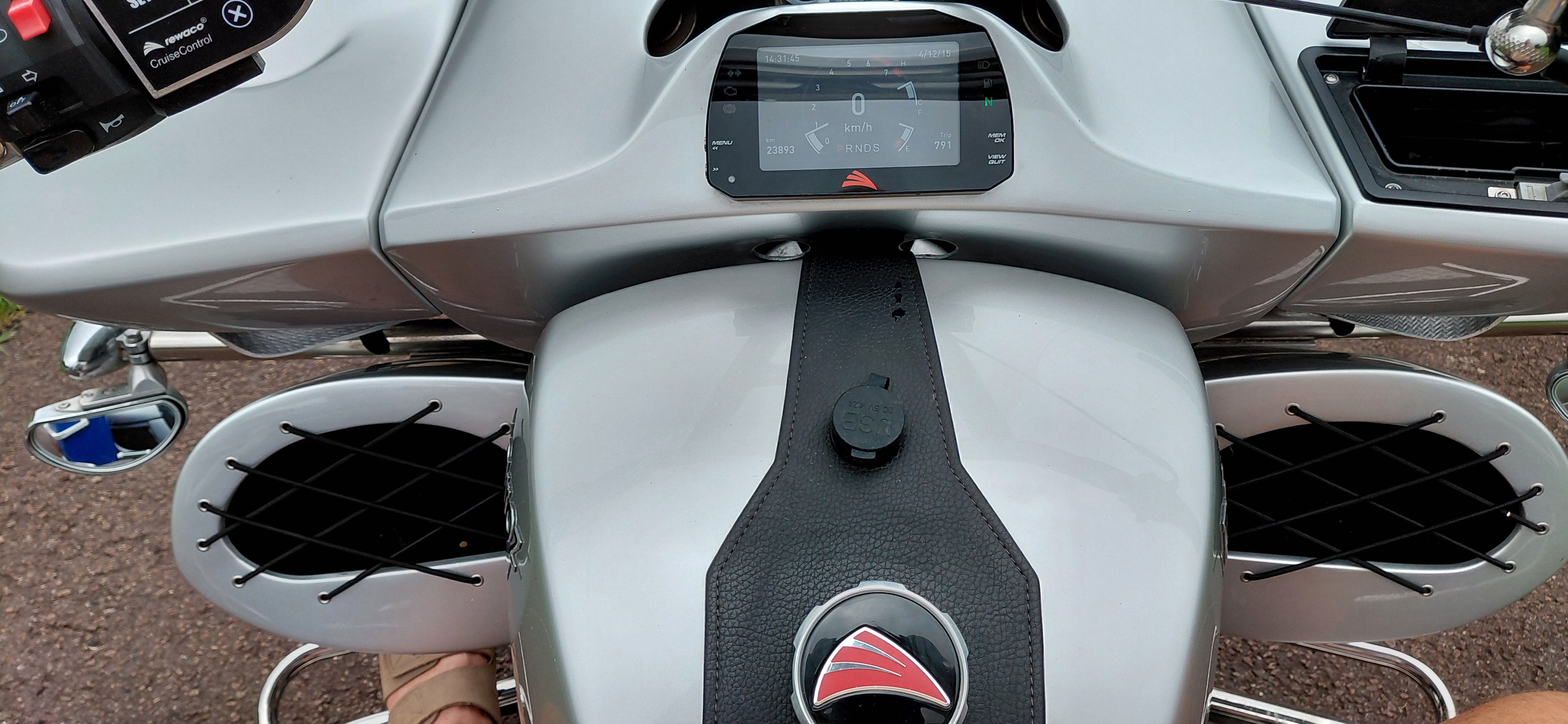 2023 TOUROZ RF1 LT2 (2 SEATER 103KW) TRIKE 