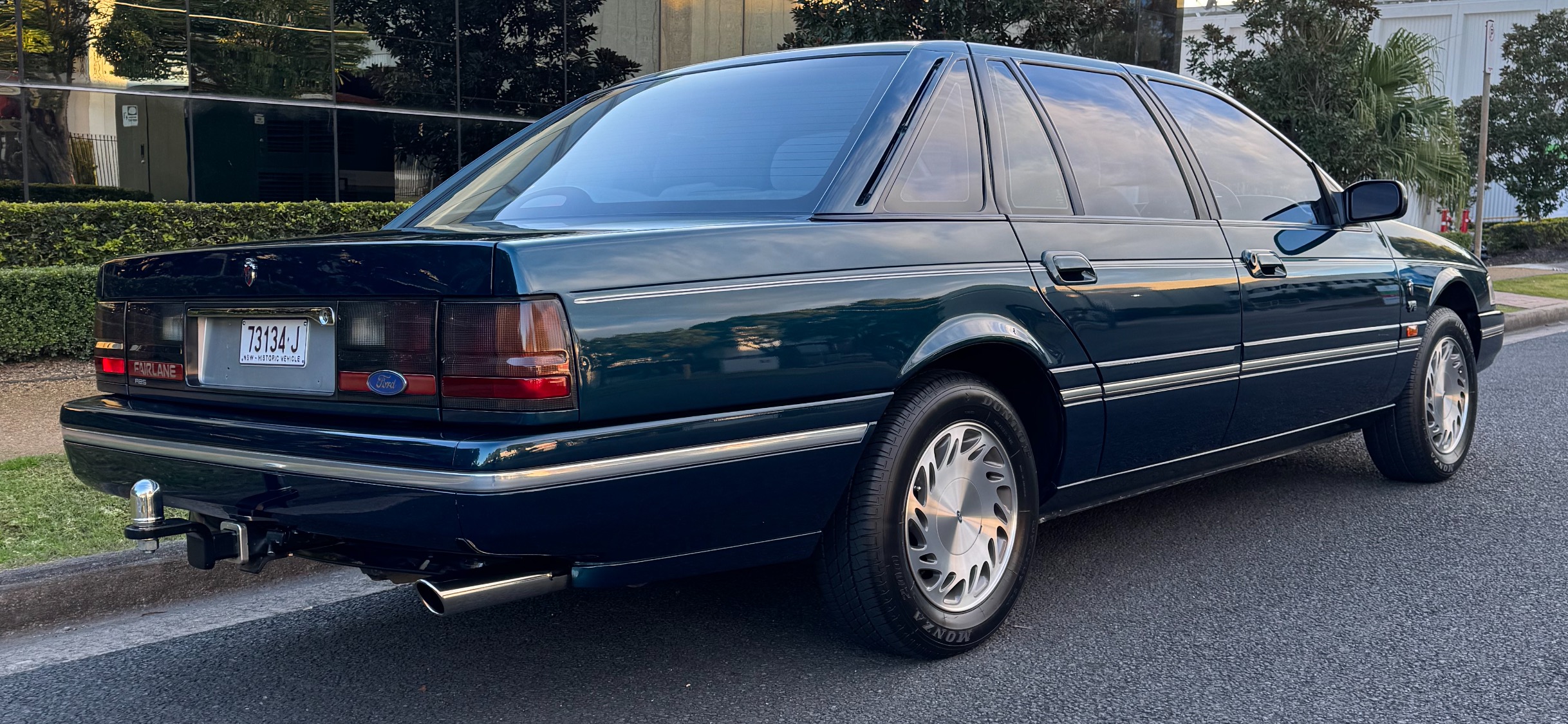1994 FORD FAIRLANE NCII GHIA 4 SP AUTOMATIC 4D SEDAN