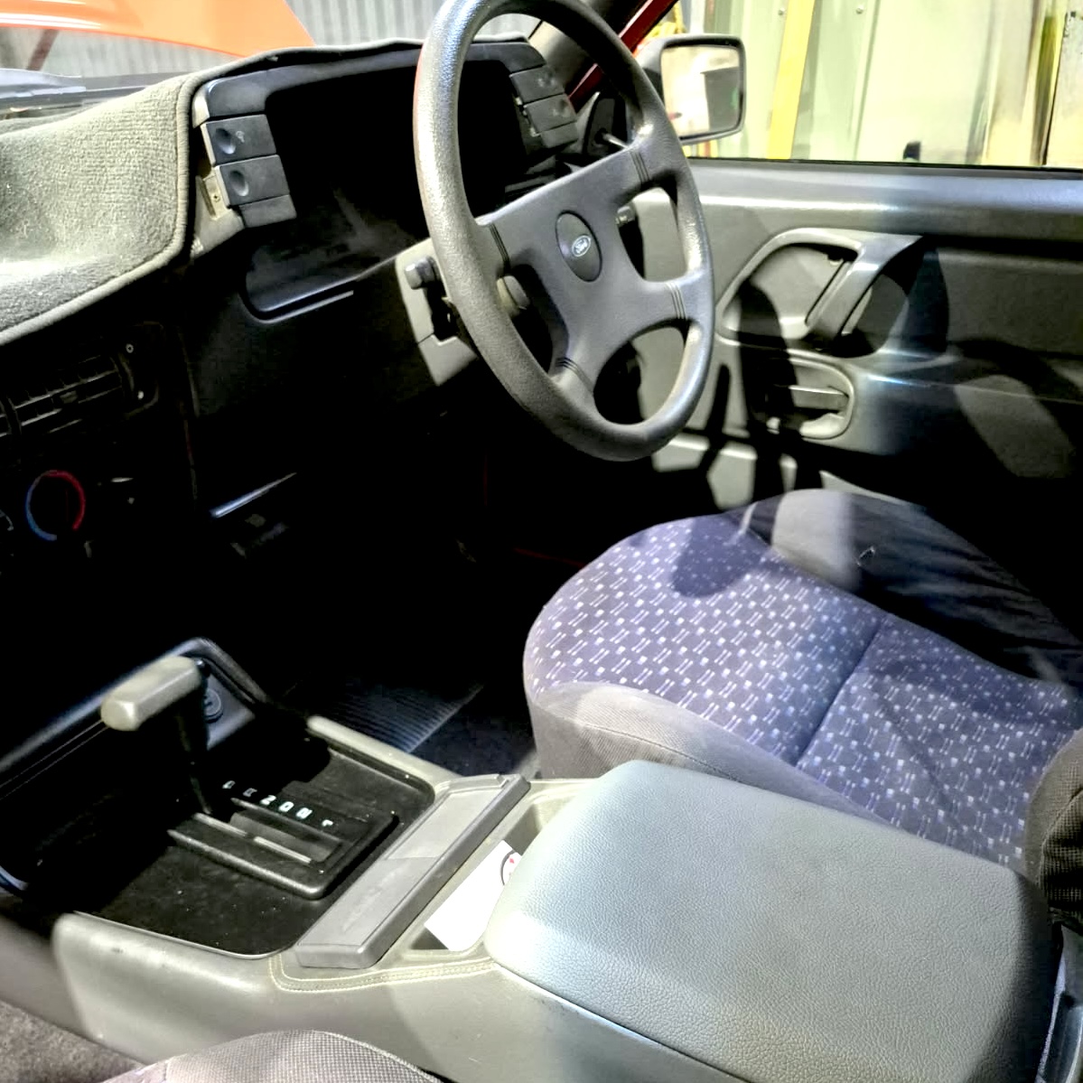 1988 NISSAN XFN UTE ST 3 SP AUTO UTILITY