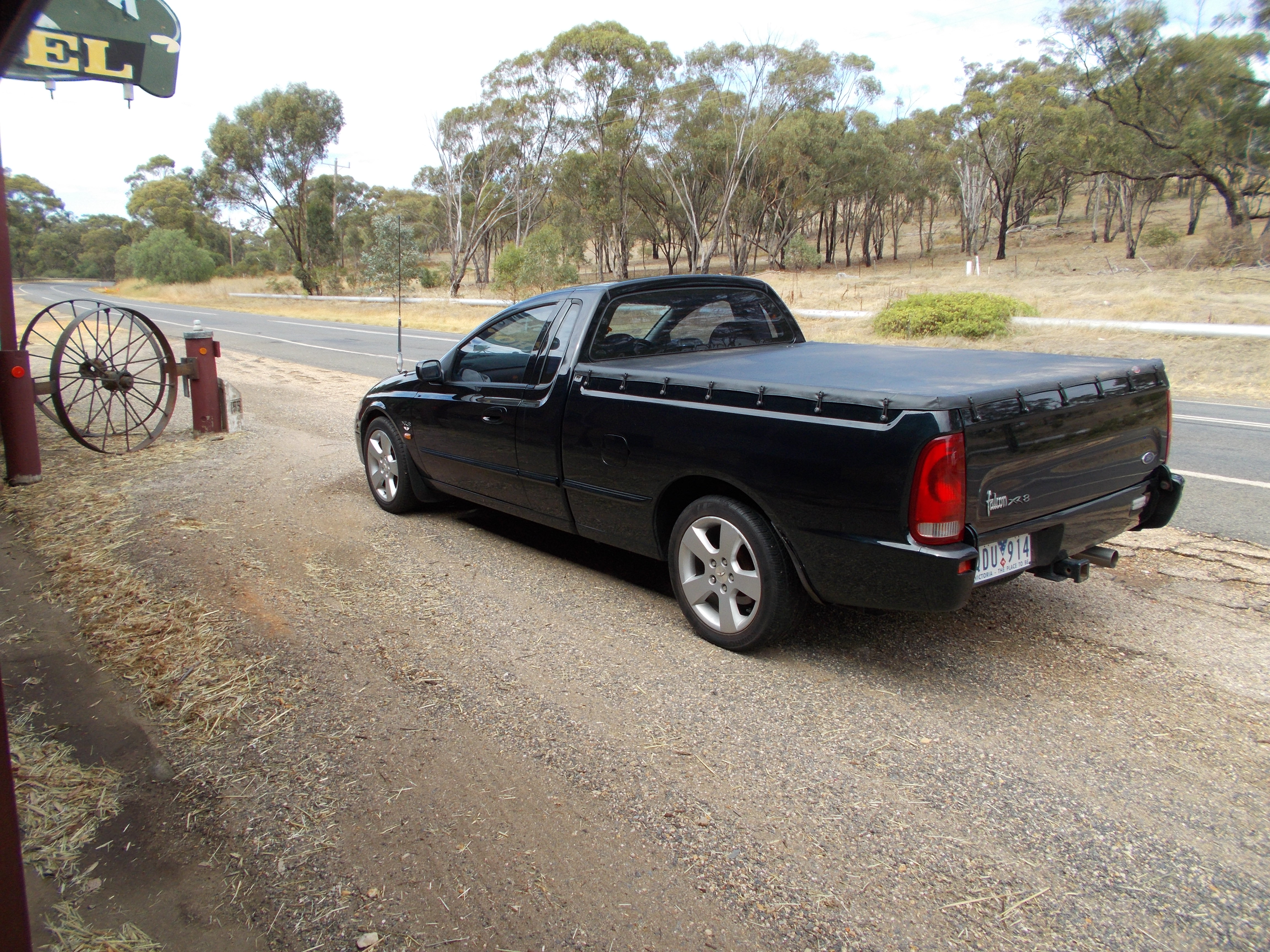2000 TICKFORD FORD FALCON AUII XR8 4 SP AUTOMATIC UTILITY 