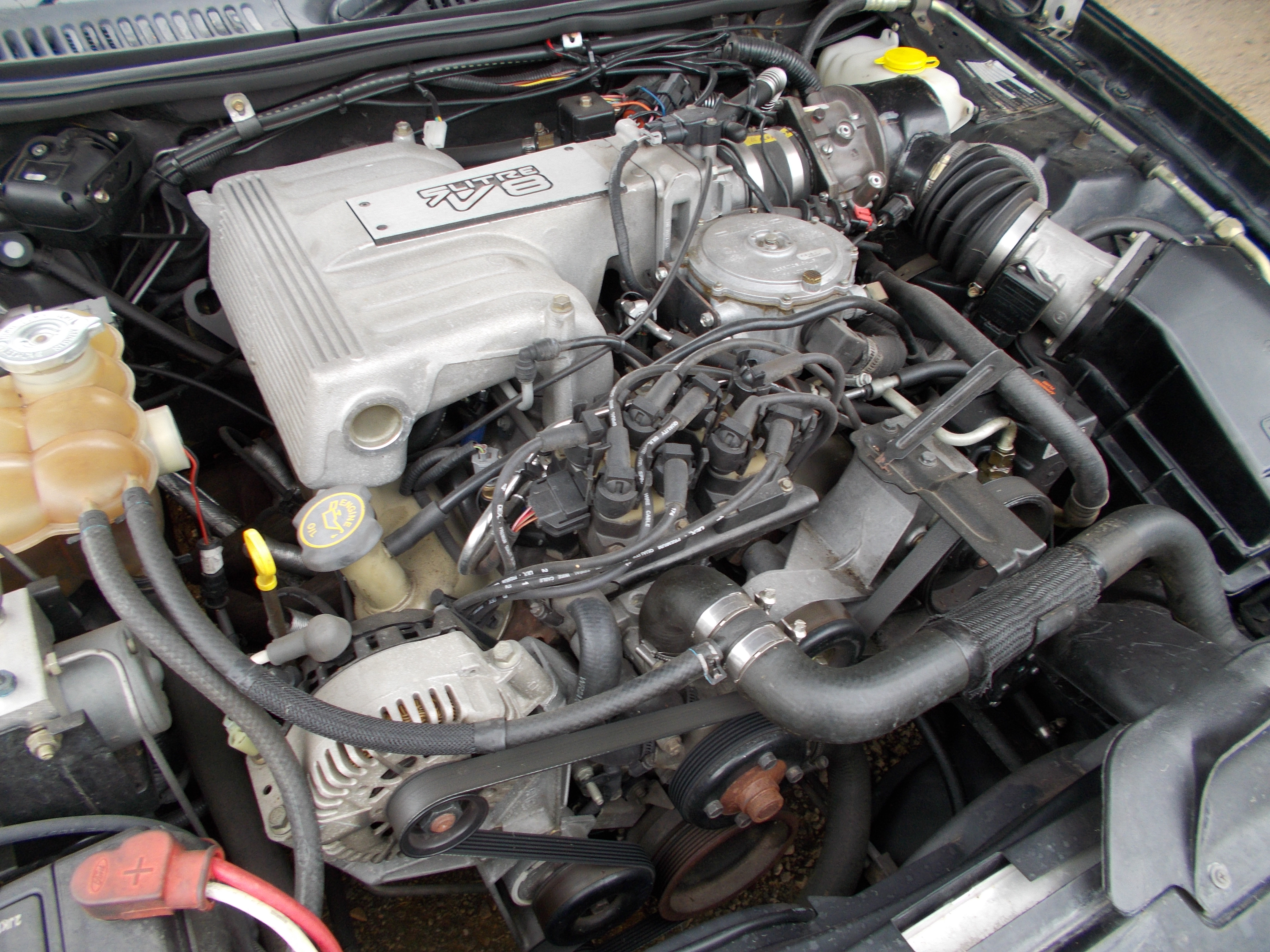 2000 TICKFORD FORD FALCON AUII XR8 4 SP AUTOMATIC UTILITY 