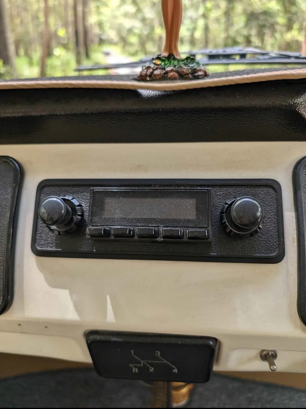1974 VOLKSWAGEN KOMBI CAMPER VAN