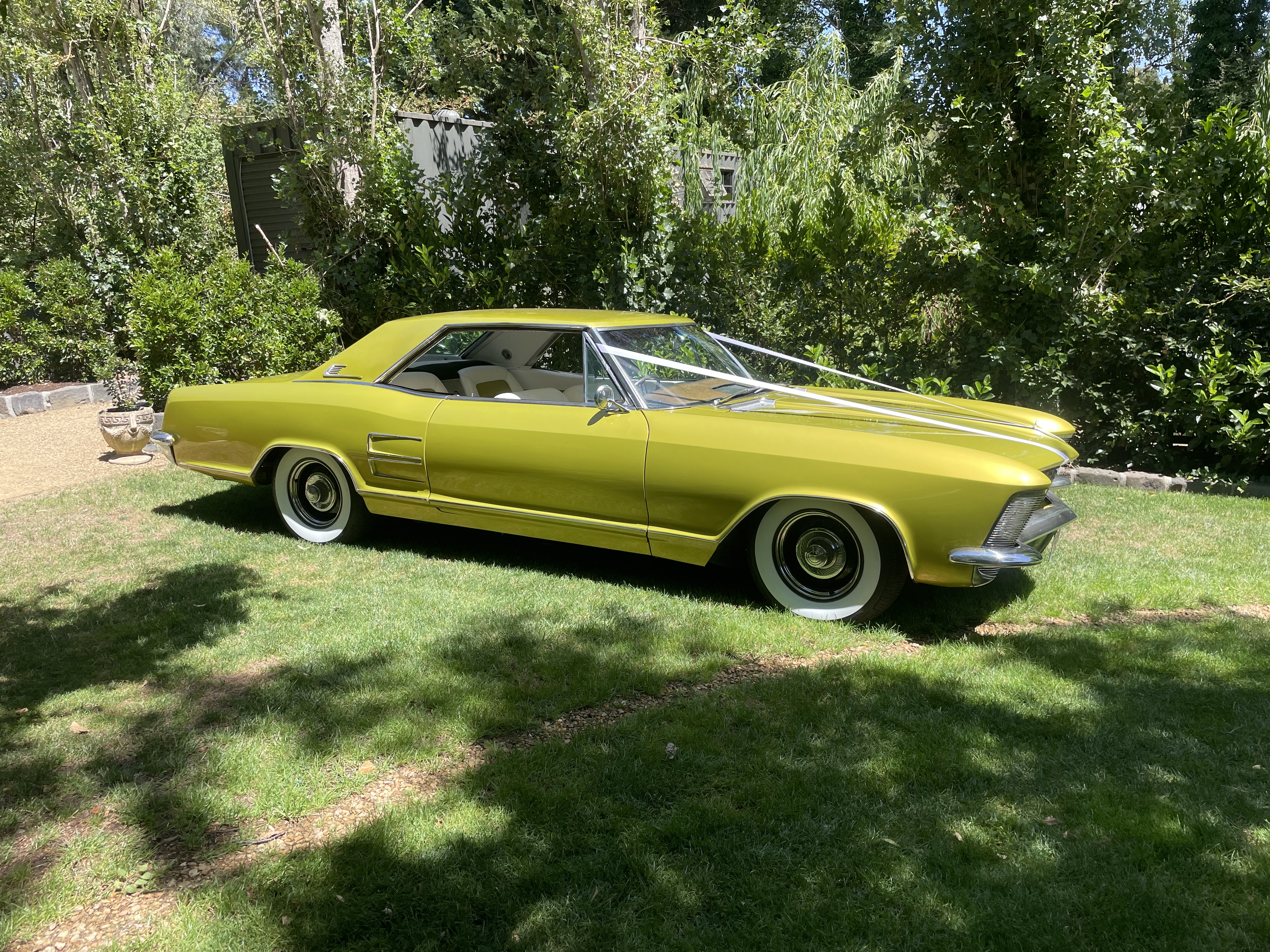 1964 BUICK RIVIERA 2D COUPE