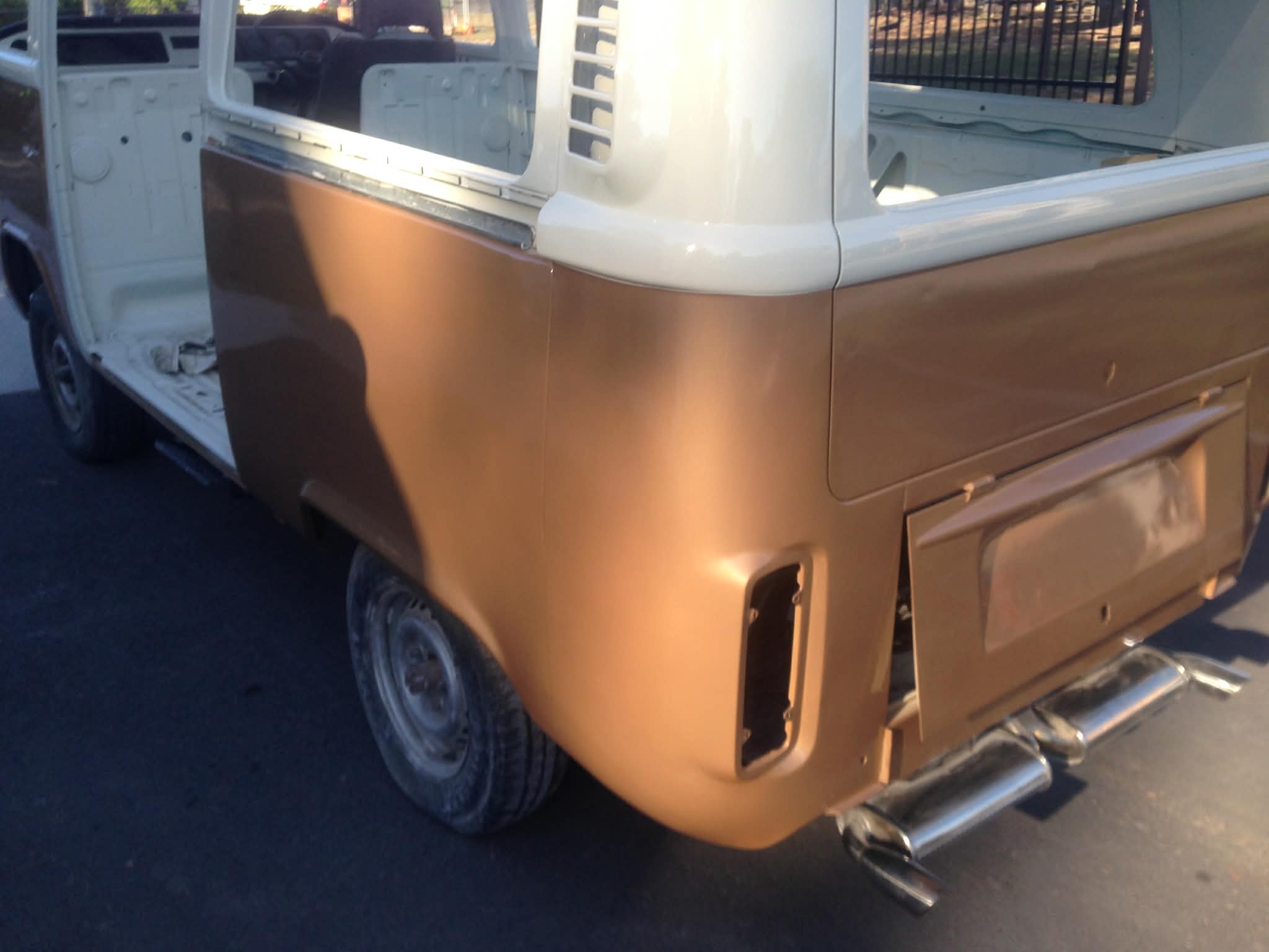 1974 VOLKSWAGEN KOMBI CAMPER VAN