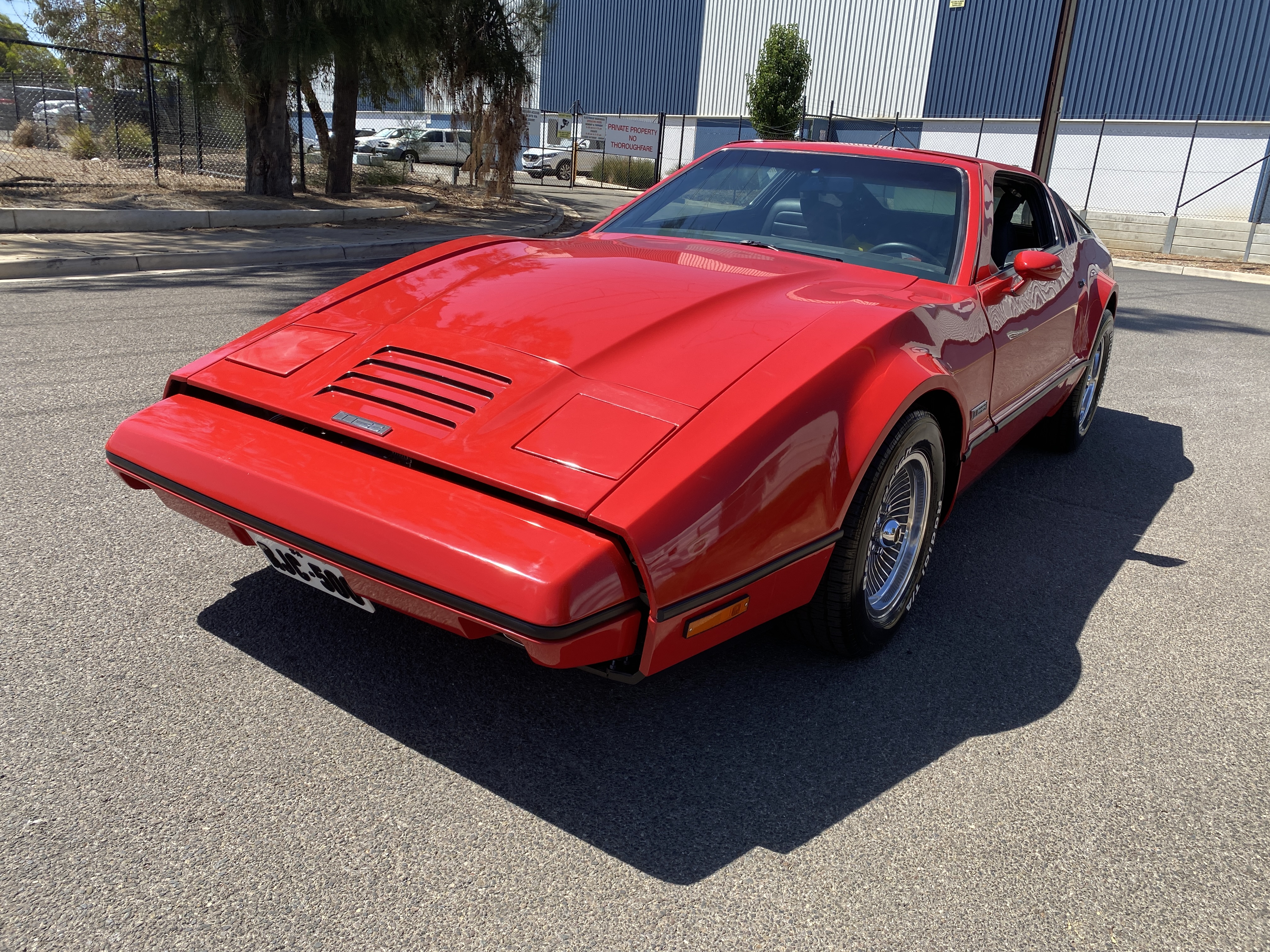 1974 BRICKLIN SV1 GULLWING AUTOMATIC COUPE