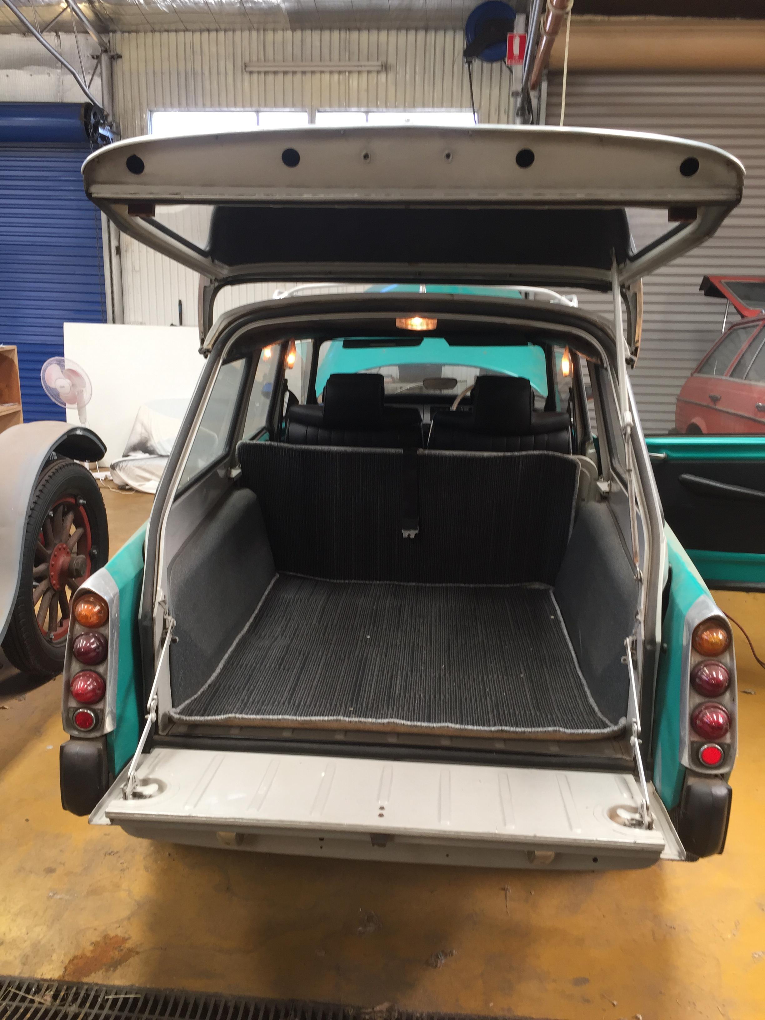 1969 CITROEN DS 21 CONFORT SAFARI 4 SP MANUAL 4D WAGON