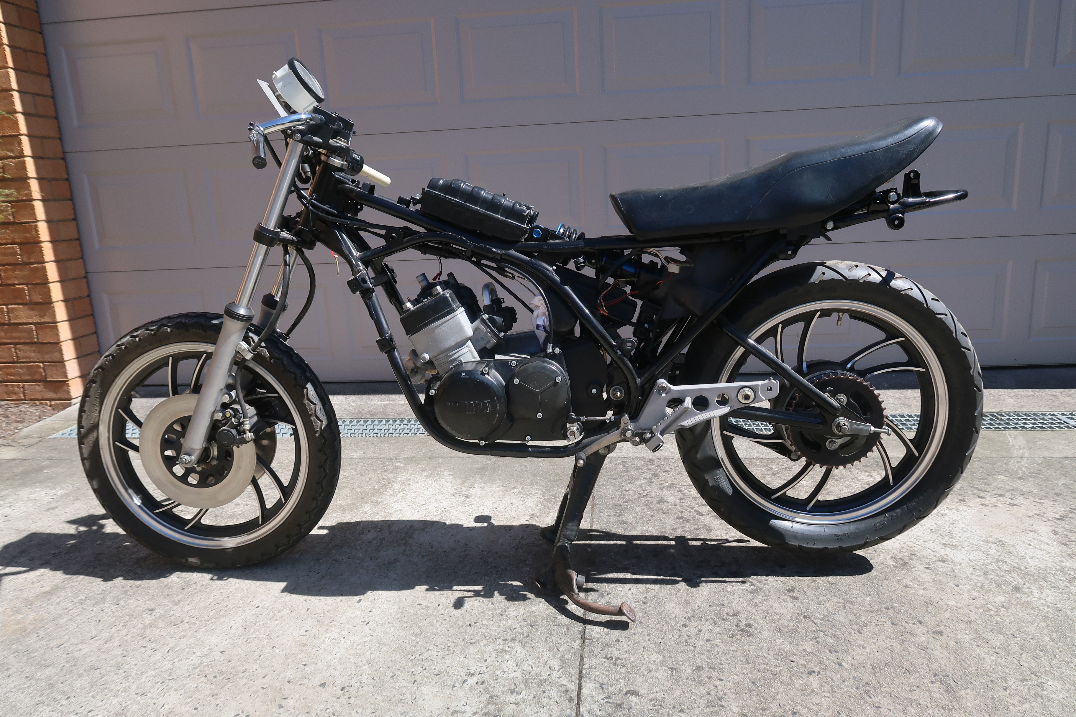 1982 YAMAHA RD250 ROAD