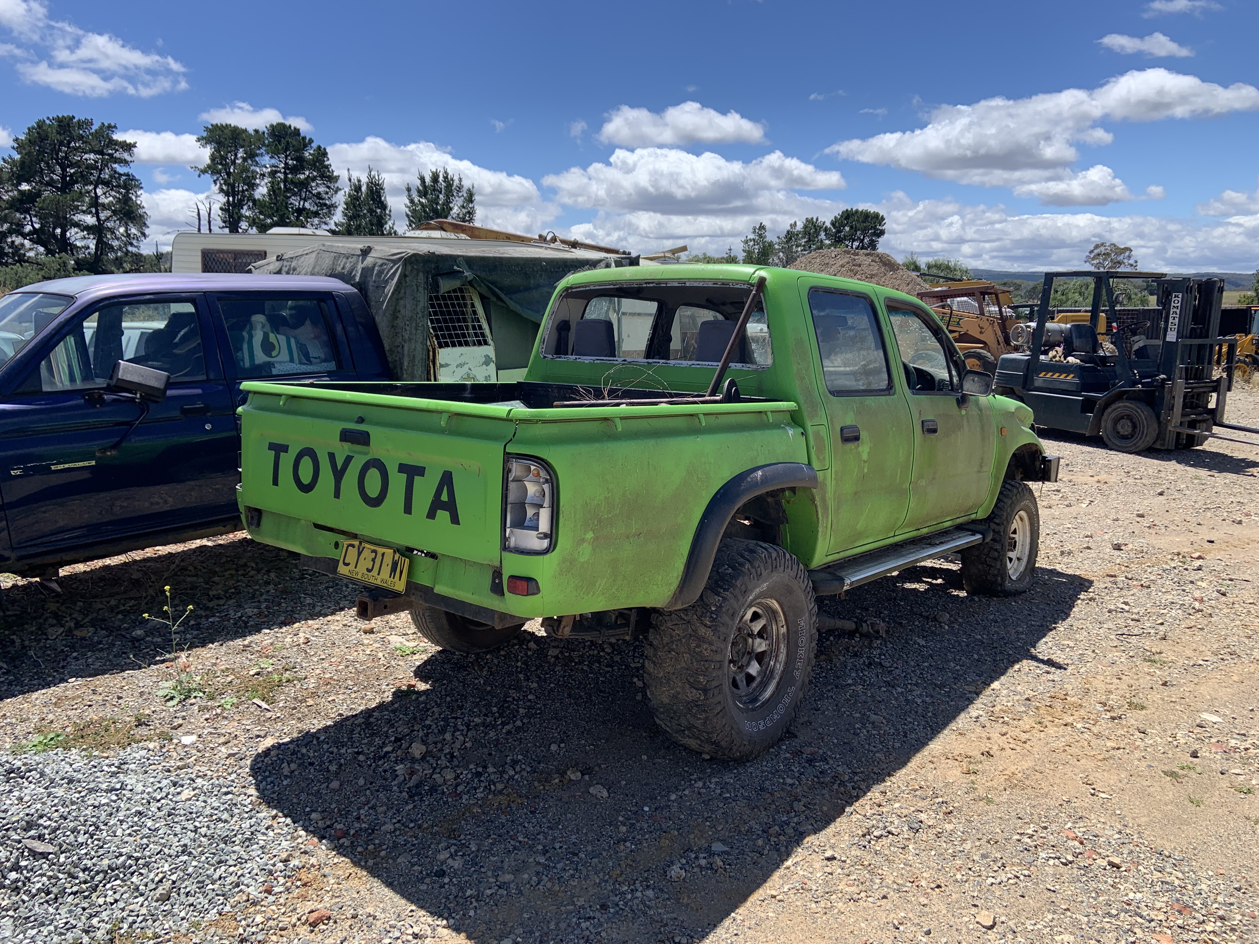 2000 TOYOTA HILUX KZN165R (4x4) 5 SP MANUAL 4x4 DUAL CAB P/UP